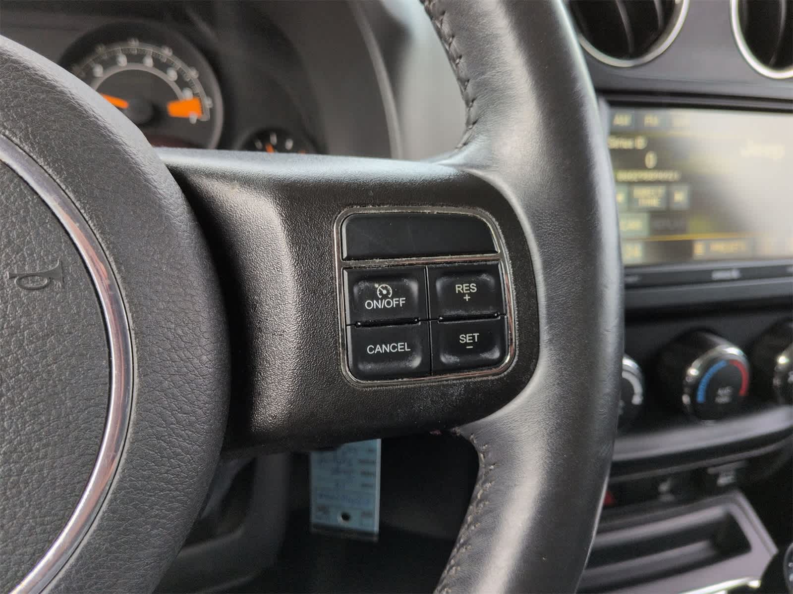 Thumbnail: 2014 Jeep Patriot - 24