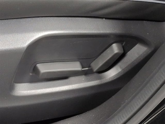 Thumbnail: 2025 Mazda CX-5 - 18