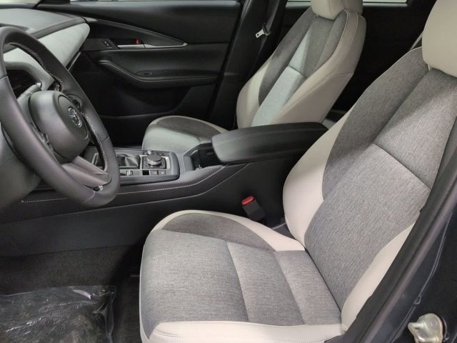 Thumbnail: 2026 Mazda CX-30 - 17