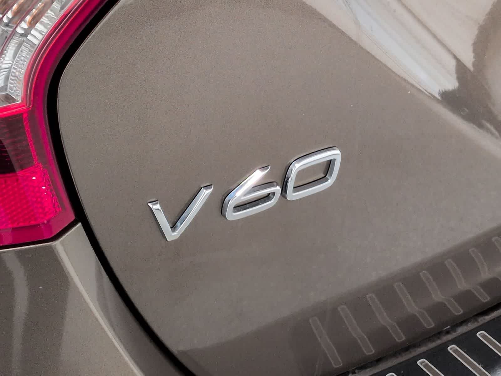 Thumbnail: 2015 Volvo S60 - 13
