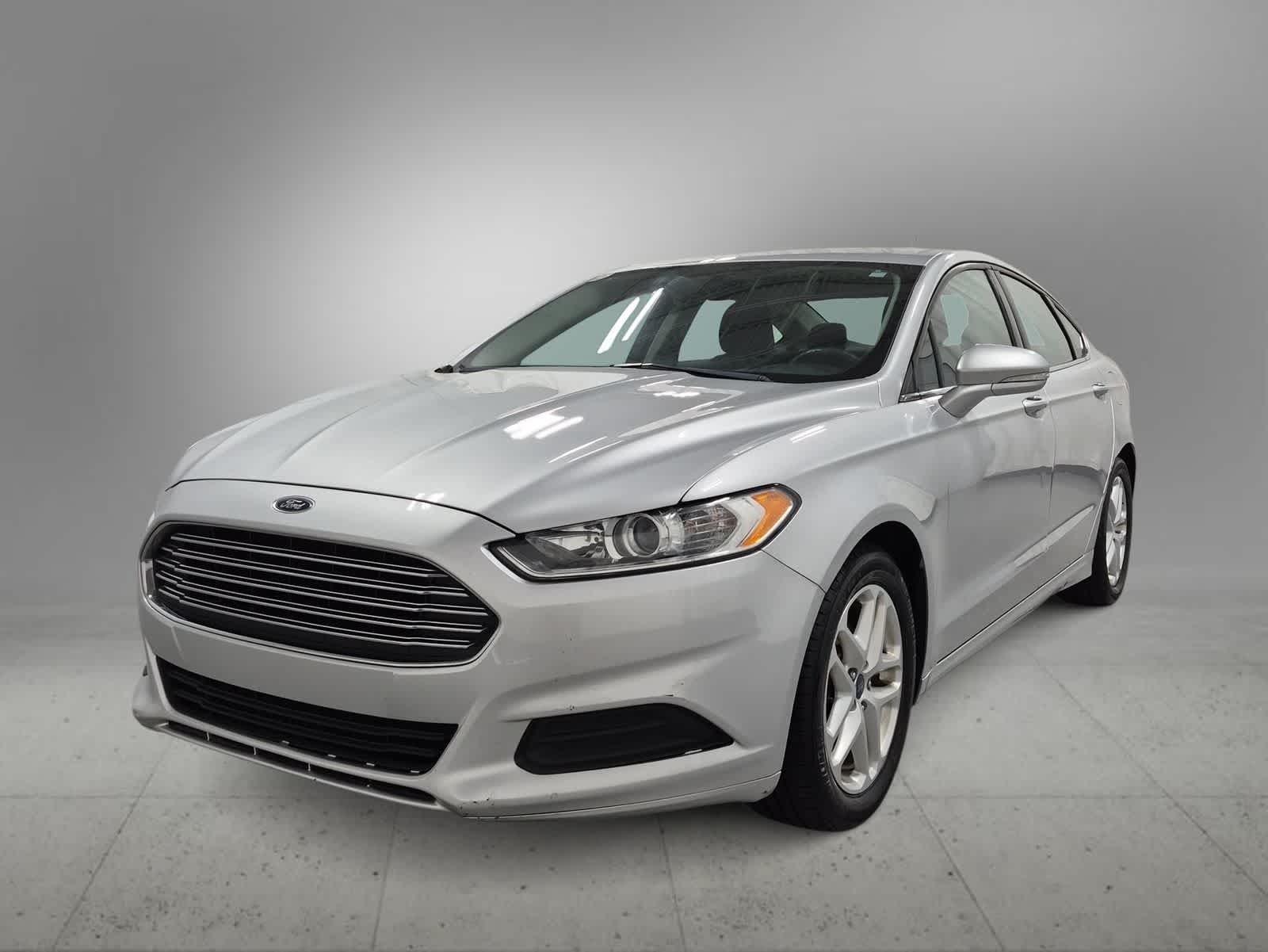 Thumbnail: 2016 Ford Fusion - 4