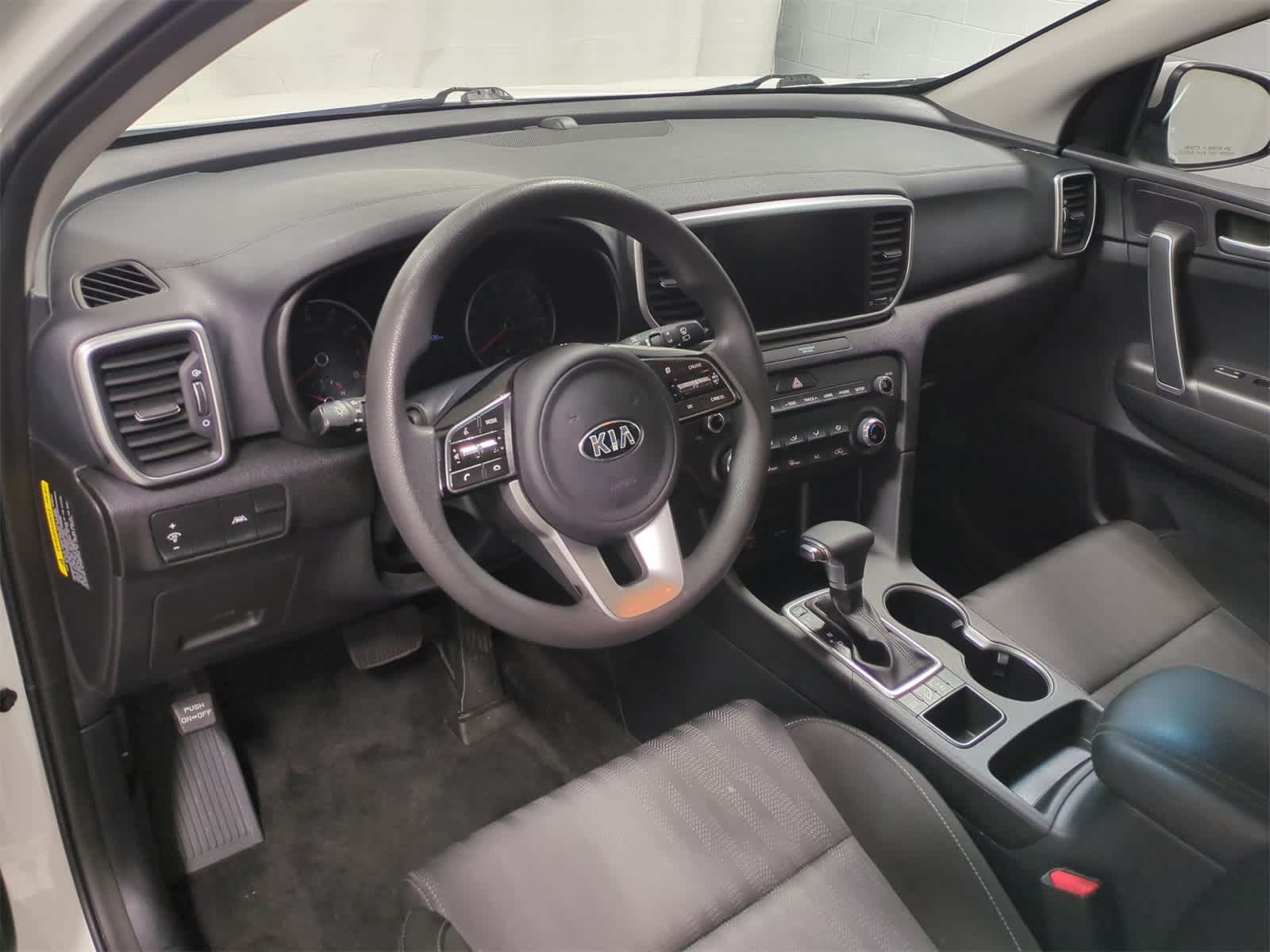 Thumbnail: 2020 Kia Sportage - 10