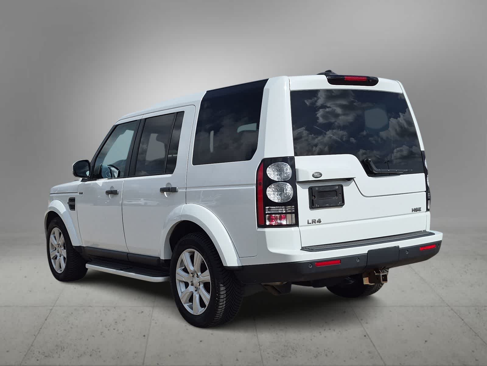 Thumbnail: 2016 Land Rover LR4 - 6