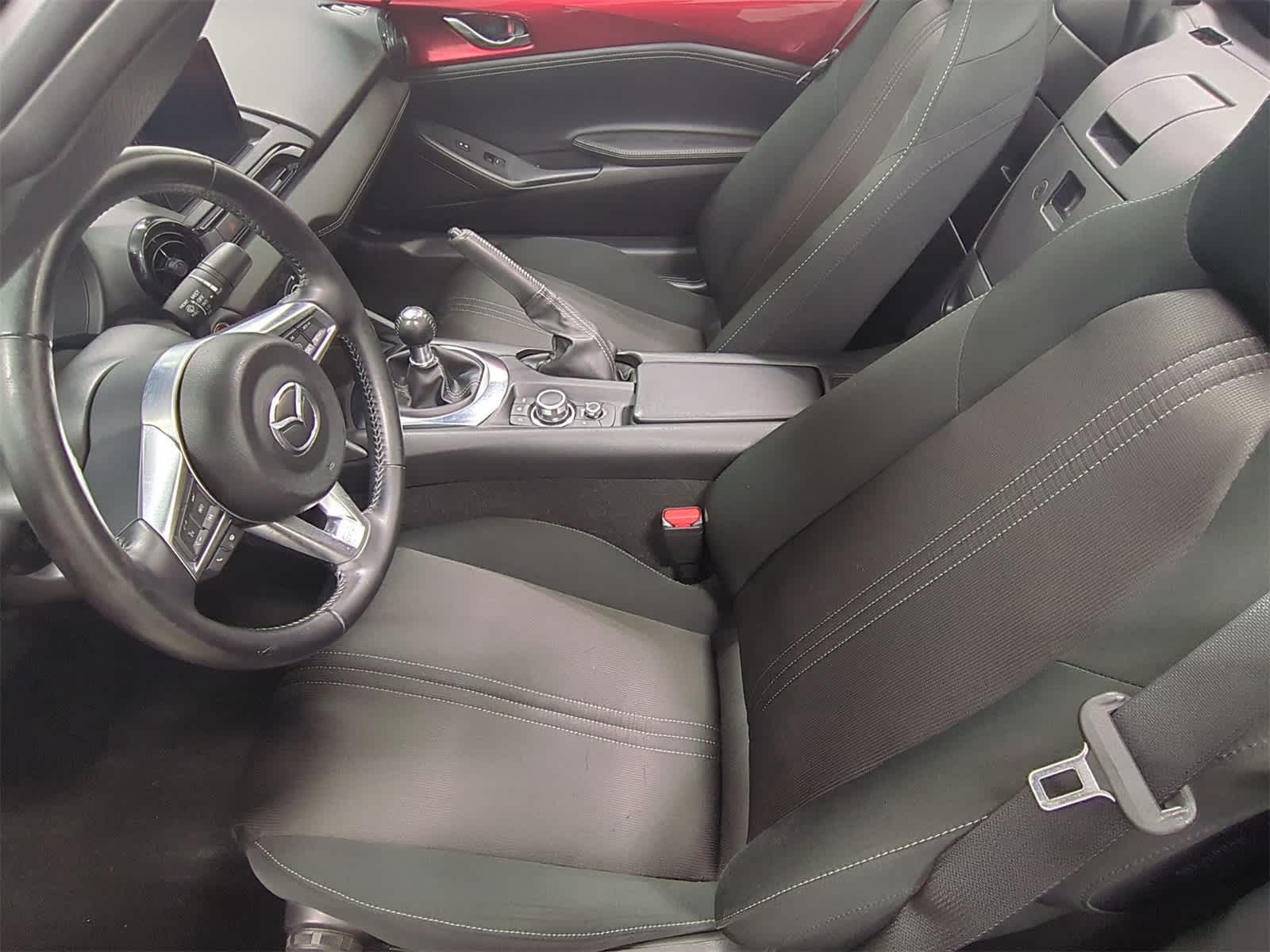 Thumbnail: 2020 Mazda MX-5 Miata - 17