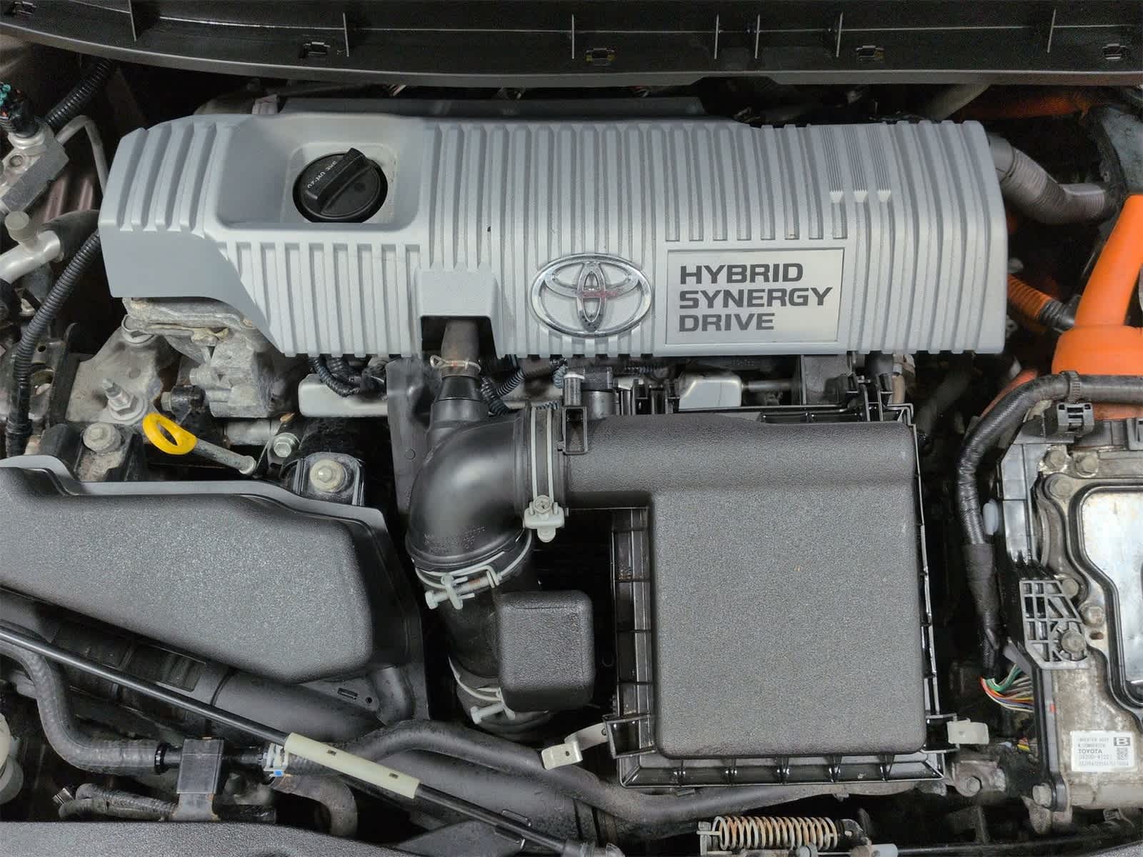 Thumbnail: 2017 Toyota Prius v - 15
