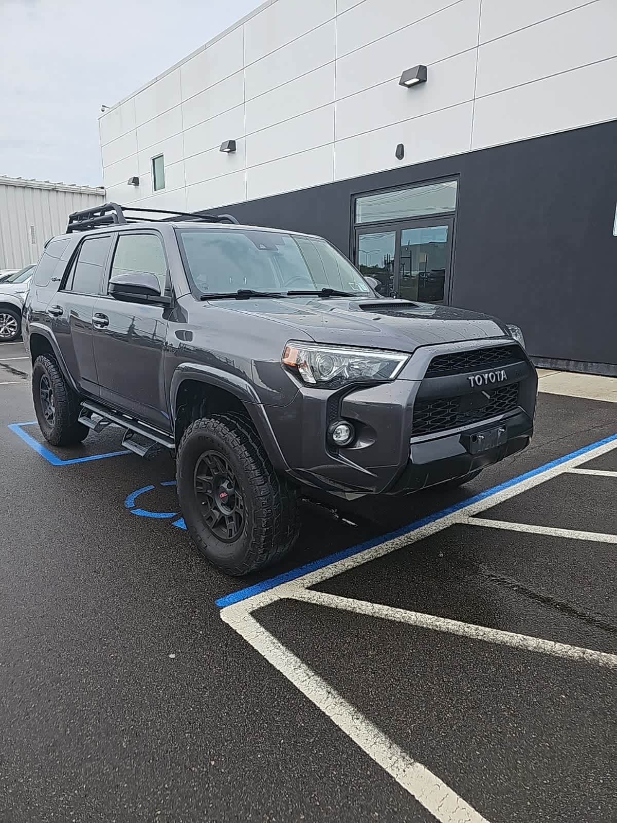 Thumbnail: 2020 Toyota 4Runner - 1