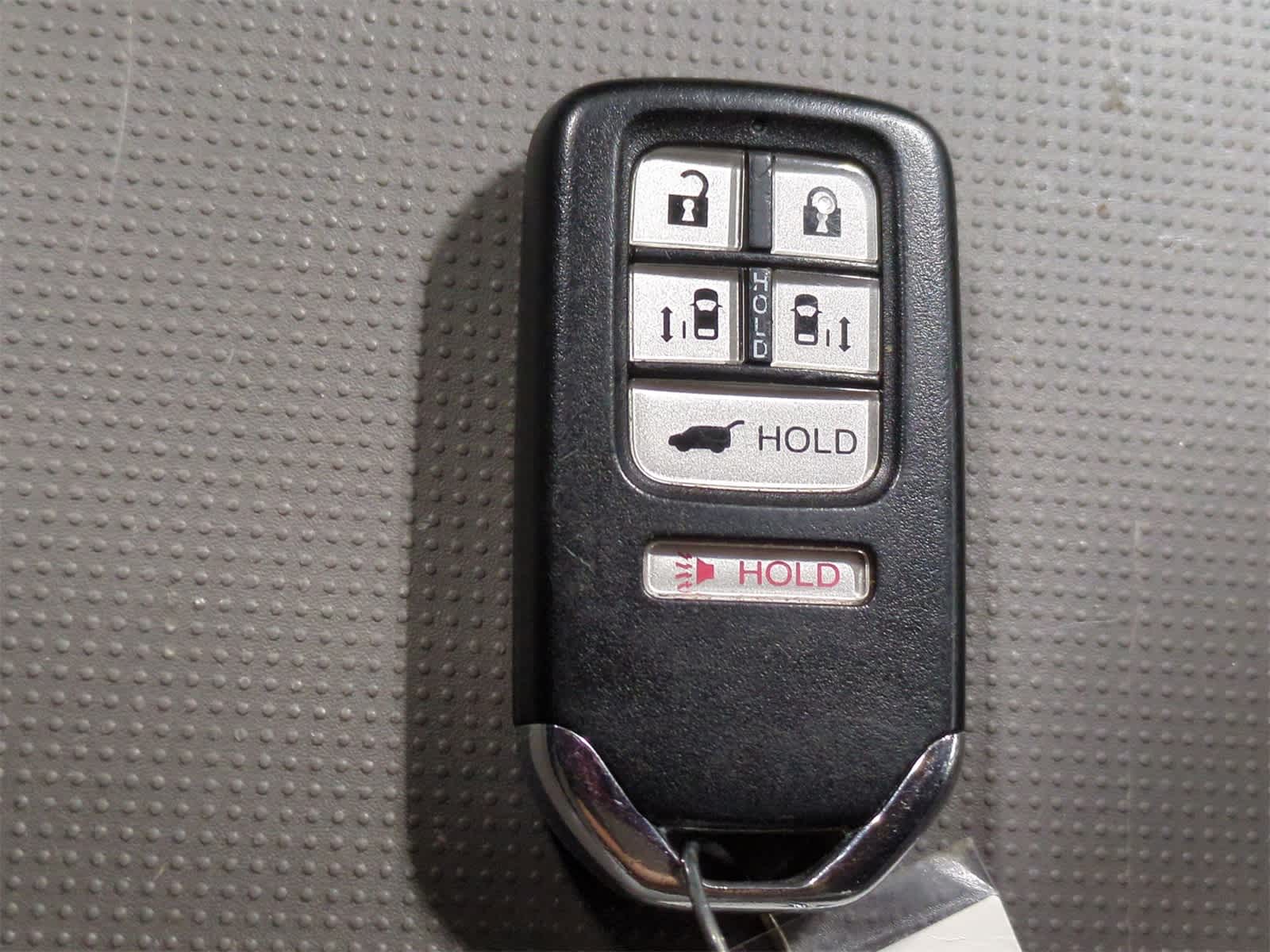 Thumbnail: 2016 Honda Odyssey - 34