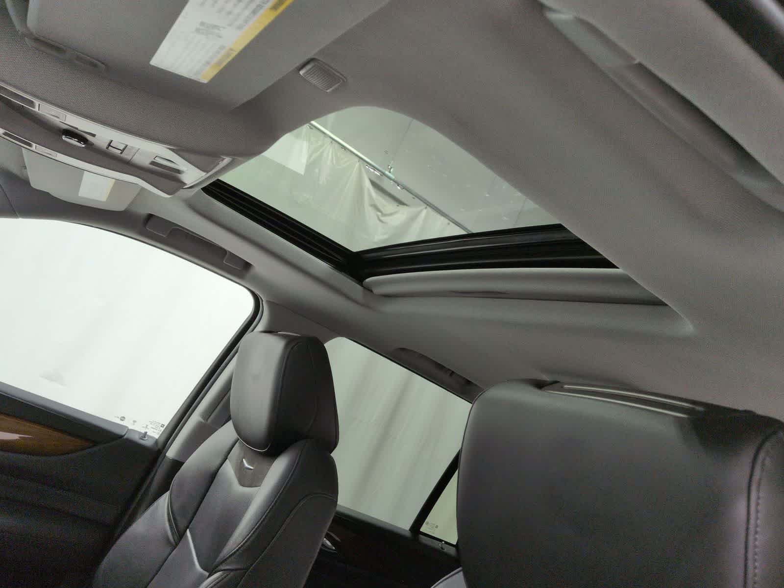 Thumbnail: 2017 Cadillac Escalade - 19