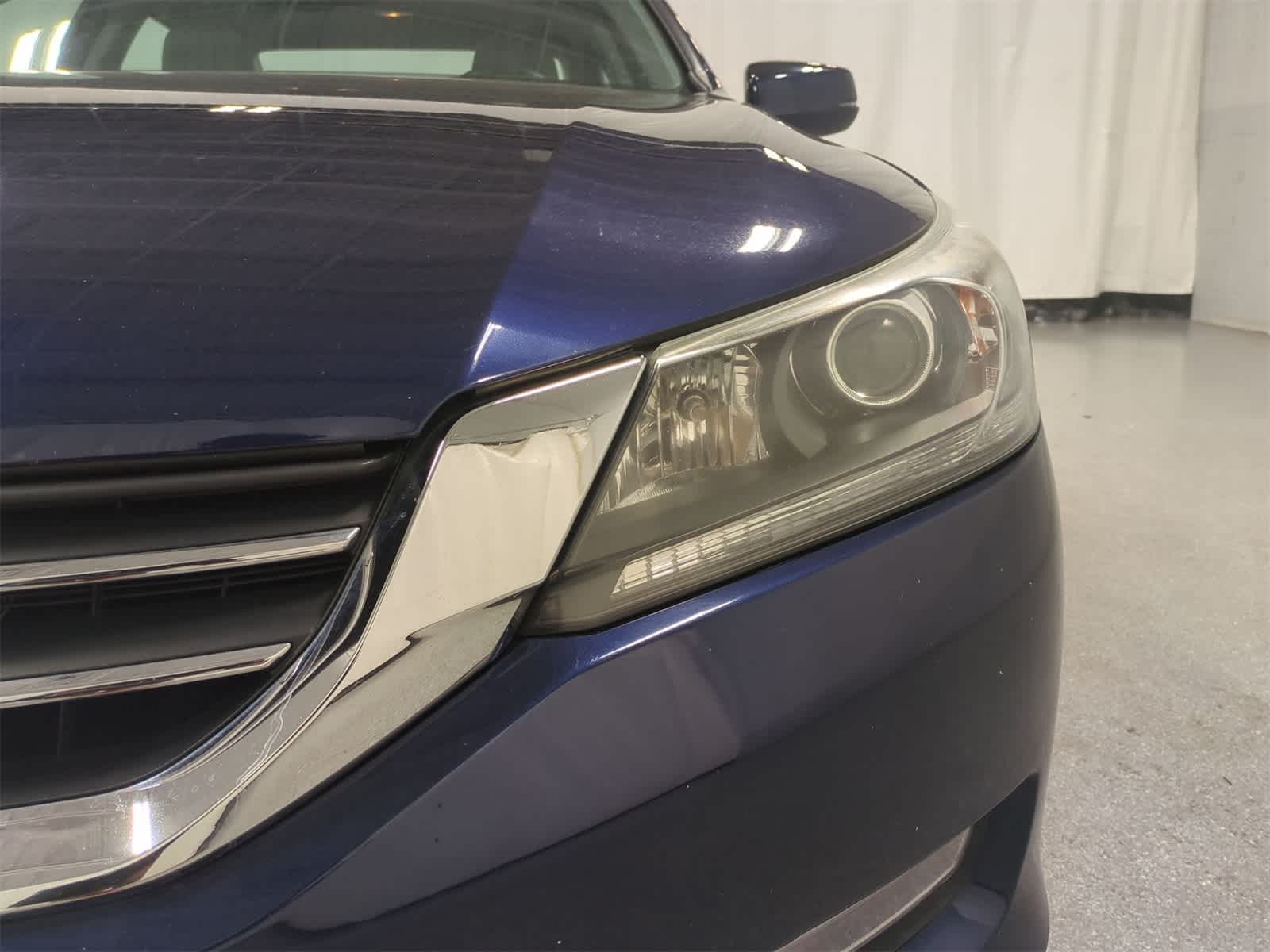 Thumbnail: 2013 Honda Accord - 11