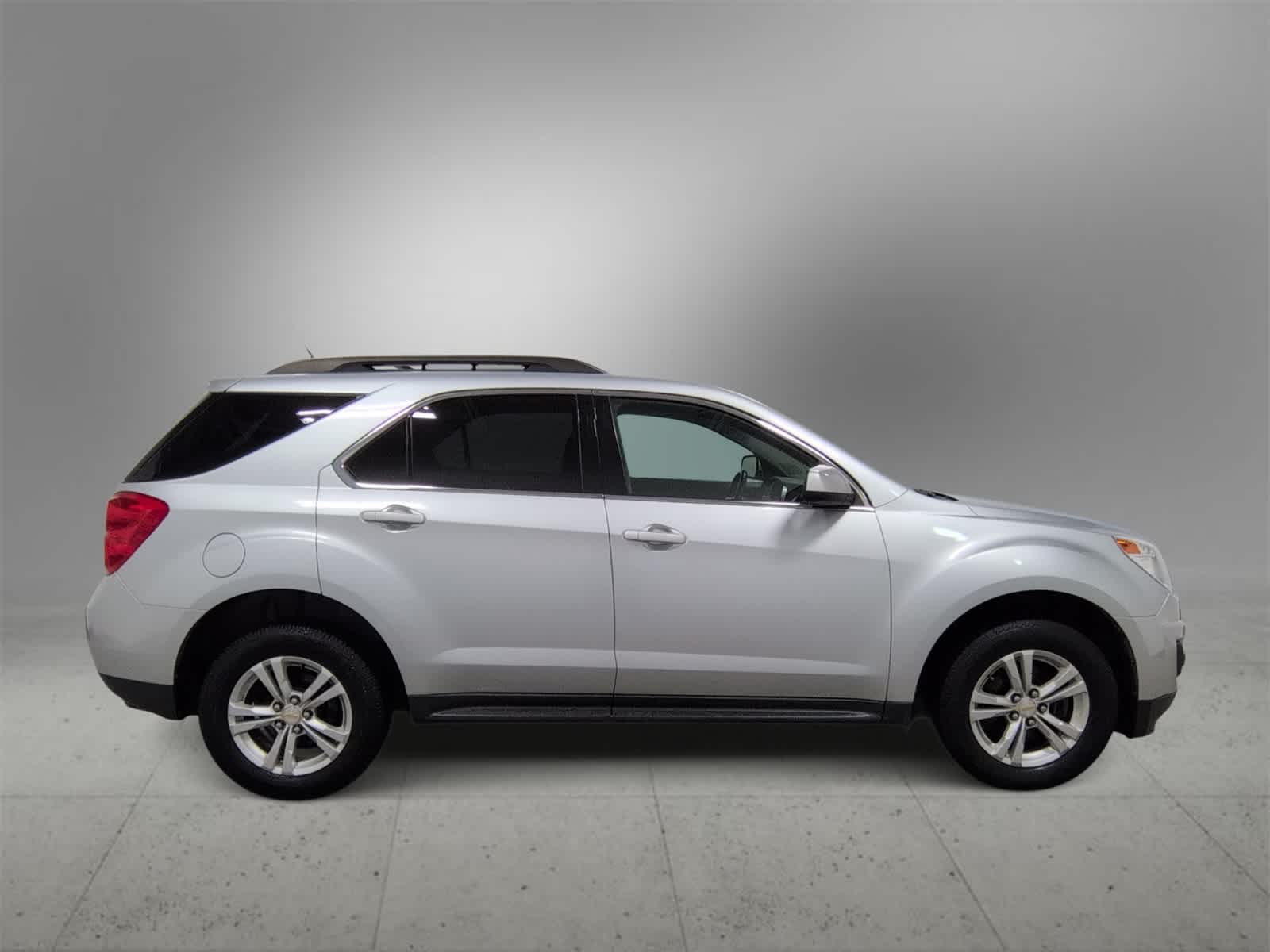 Thumbnail: 2010 Chevrolet Equinox - 9