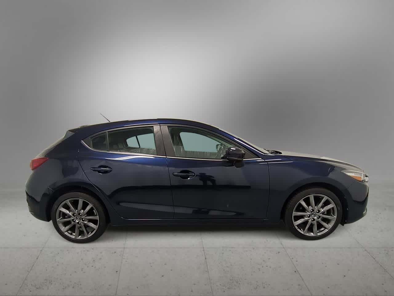 Thumbnail: 2018 Mazda Mazda3 - 9