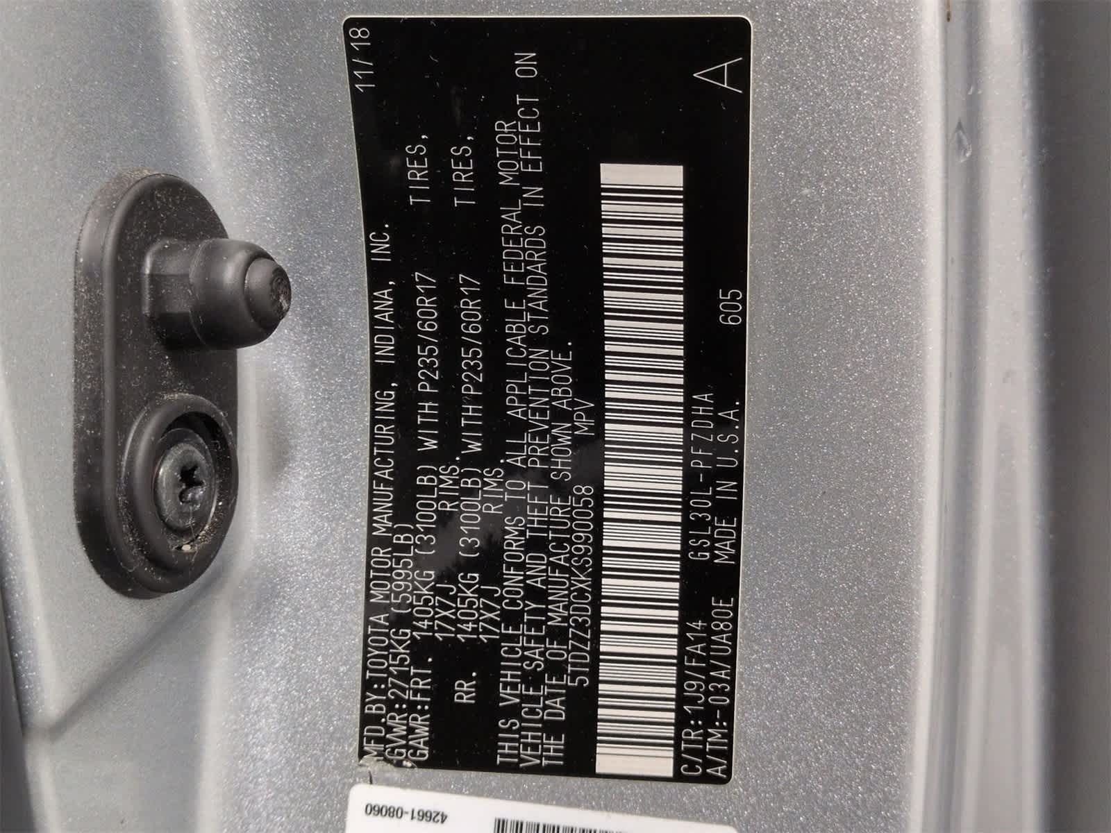 Thumbnail: 2019 Toyota Sienna - 36