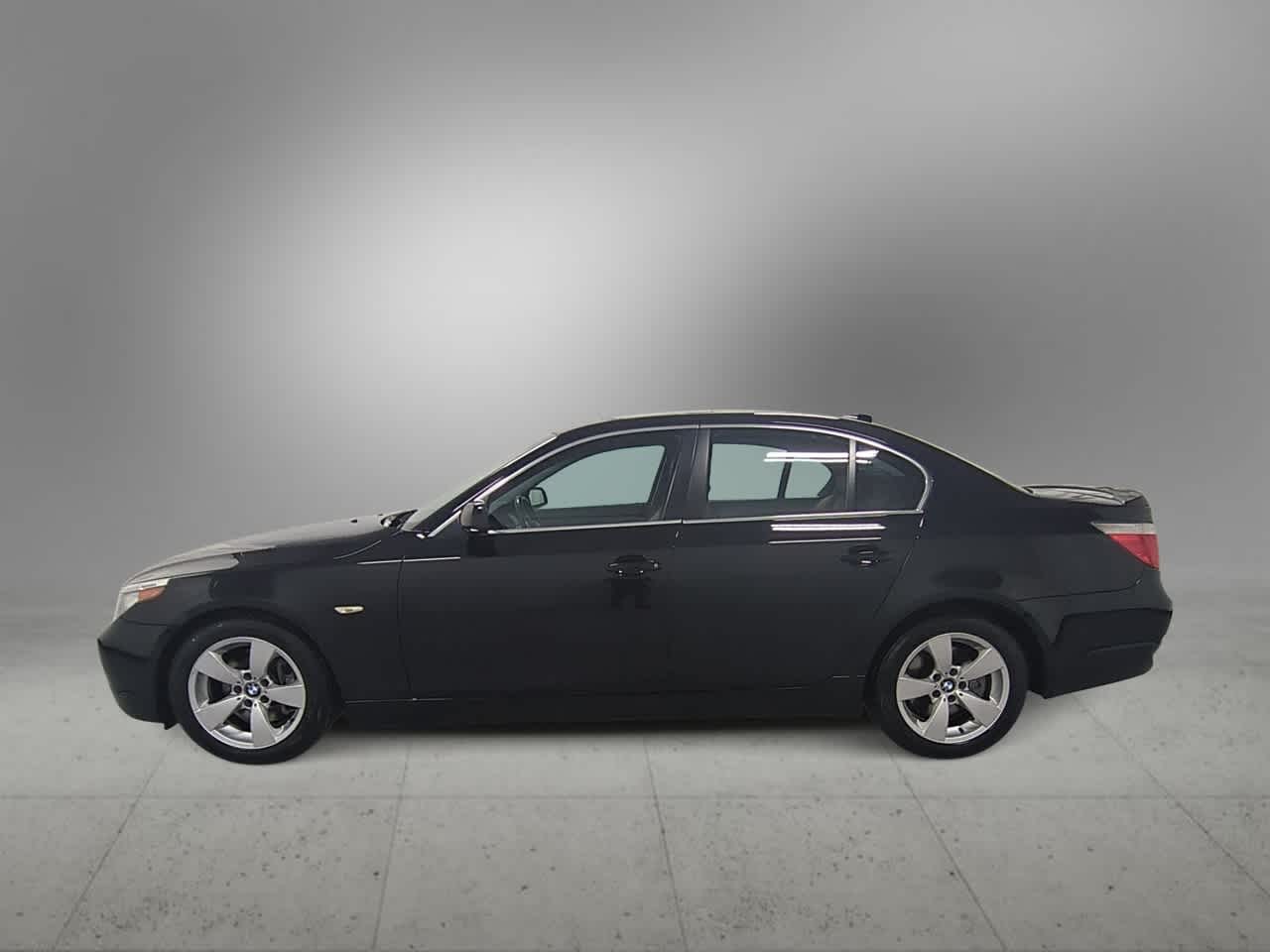 Thumbnail: 2006 BMW 5 Series - 5