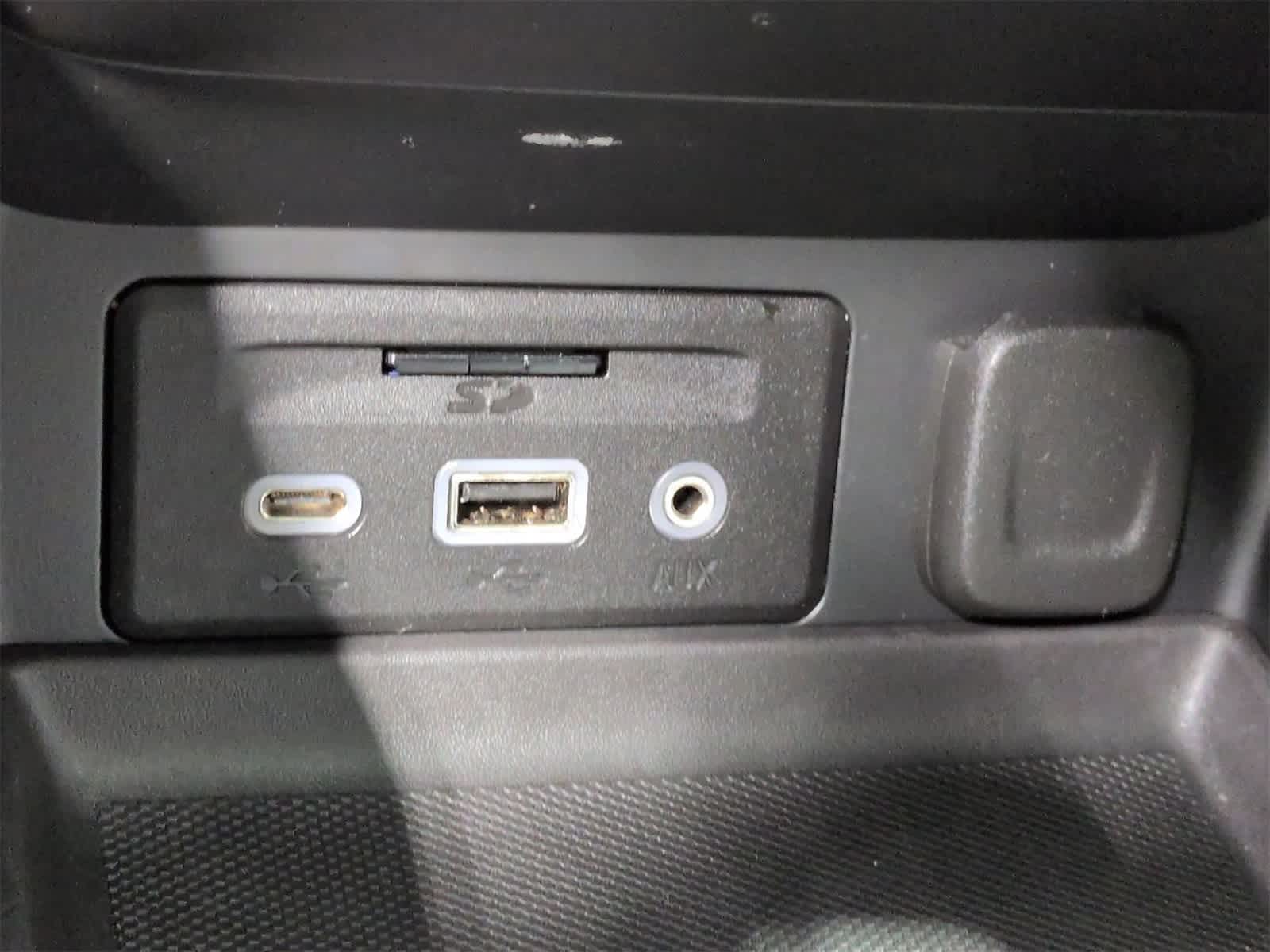 Thumbnail: 2022 GMC Terrain - 34