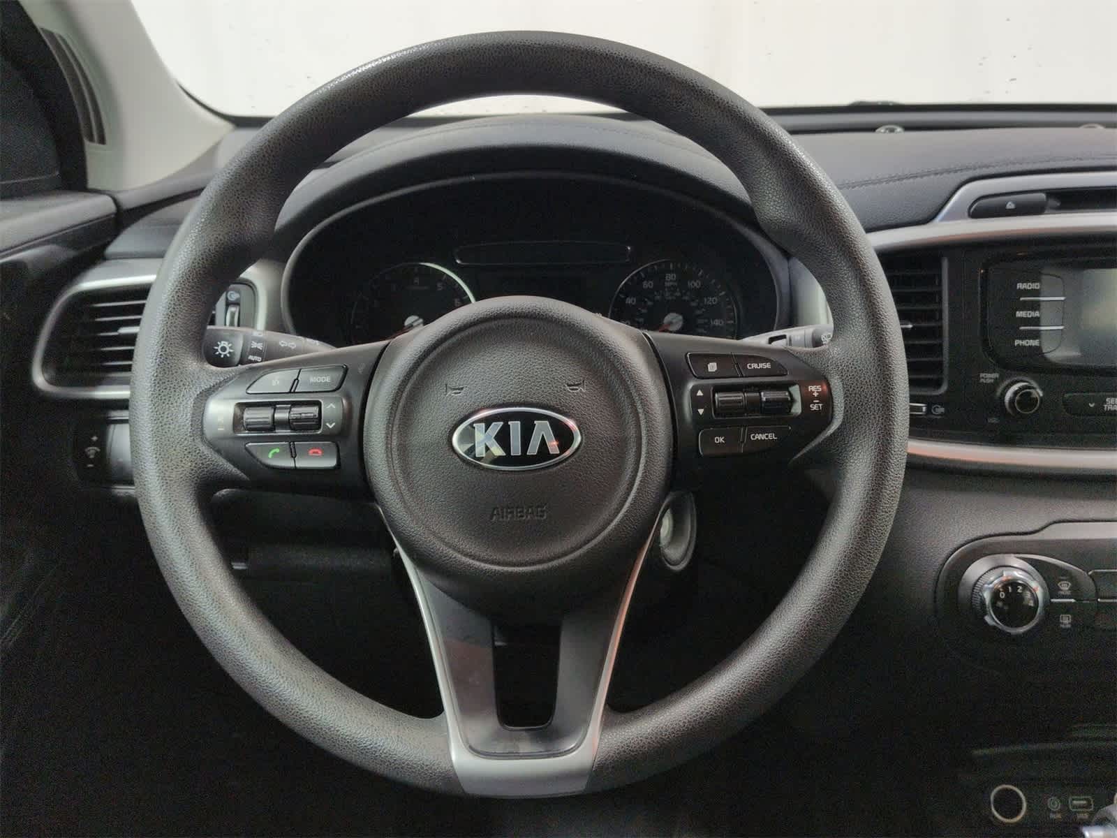 Thumbnail: 2016 Kia Sorento - 23