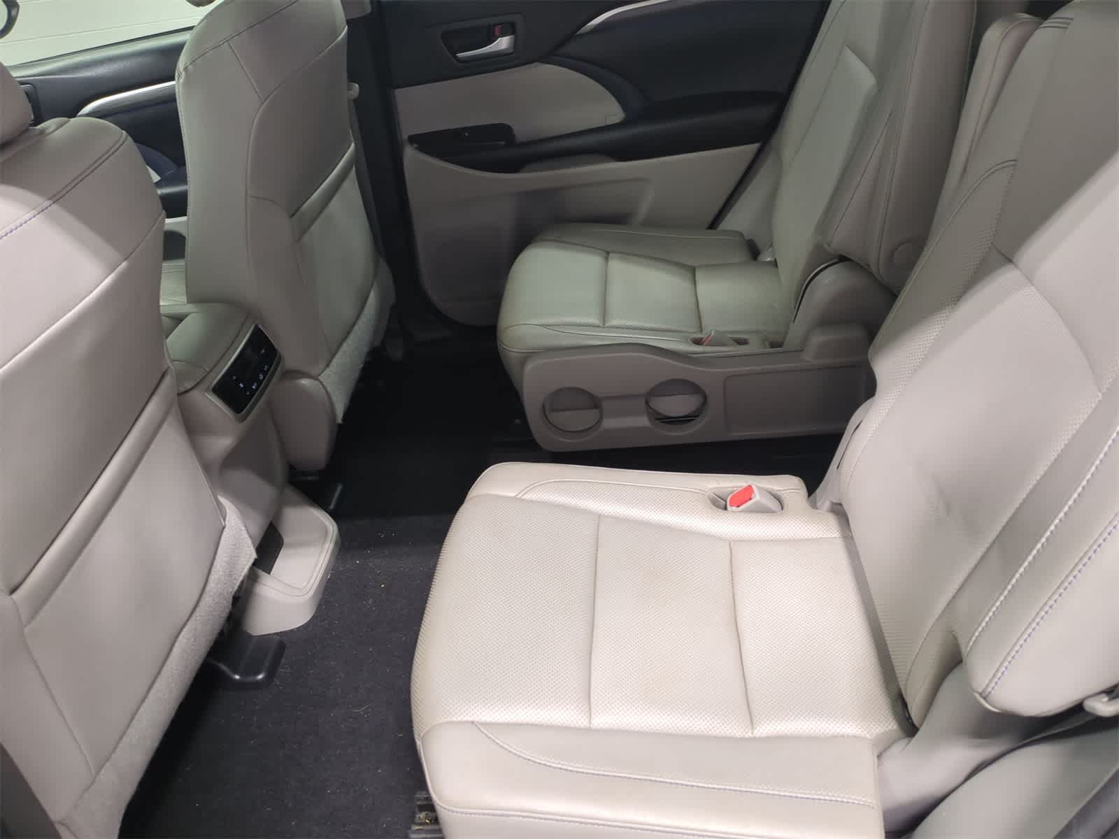 2018 Toyota Highlander Limited 21