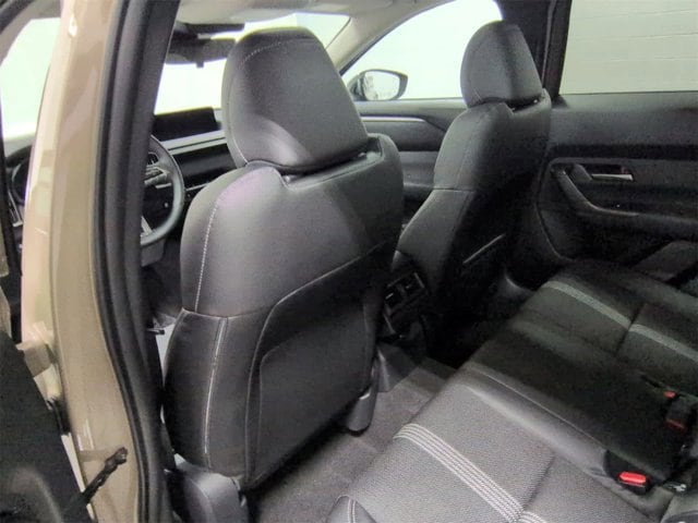 Thumbnail: 2026 Mazda CX-50 - 19