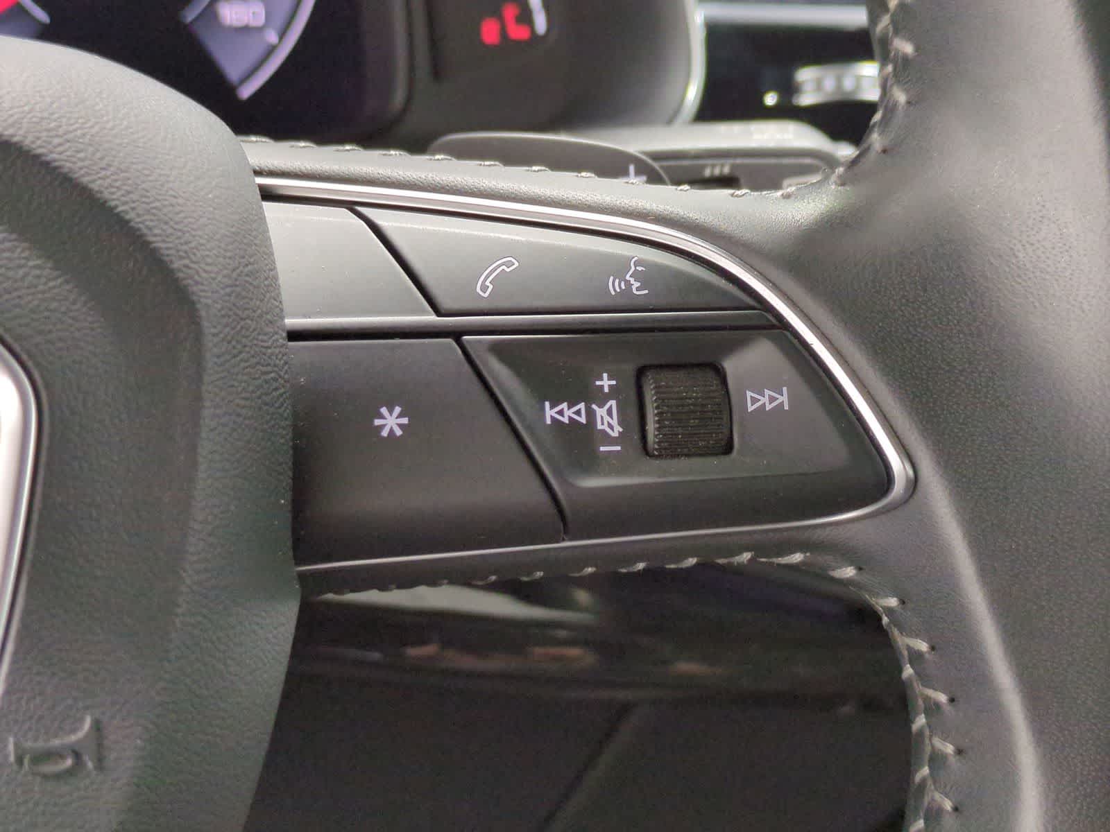 Thumbnail: 2019 Audi Q8 - 26