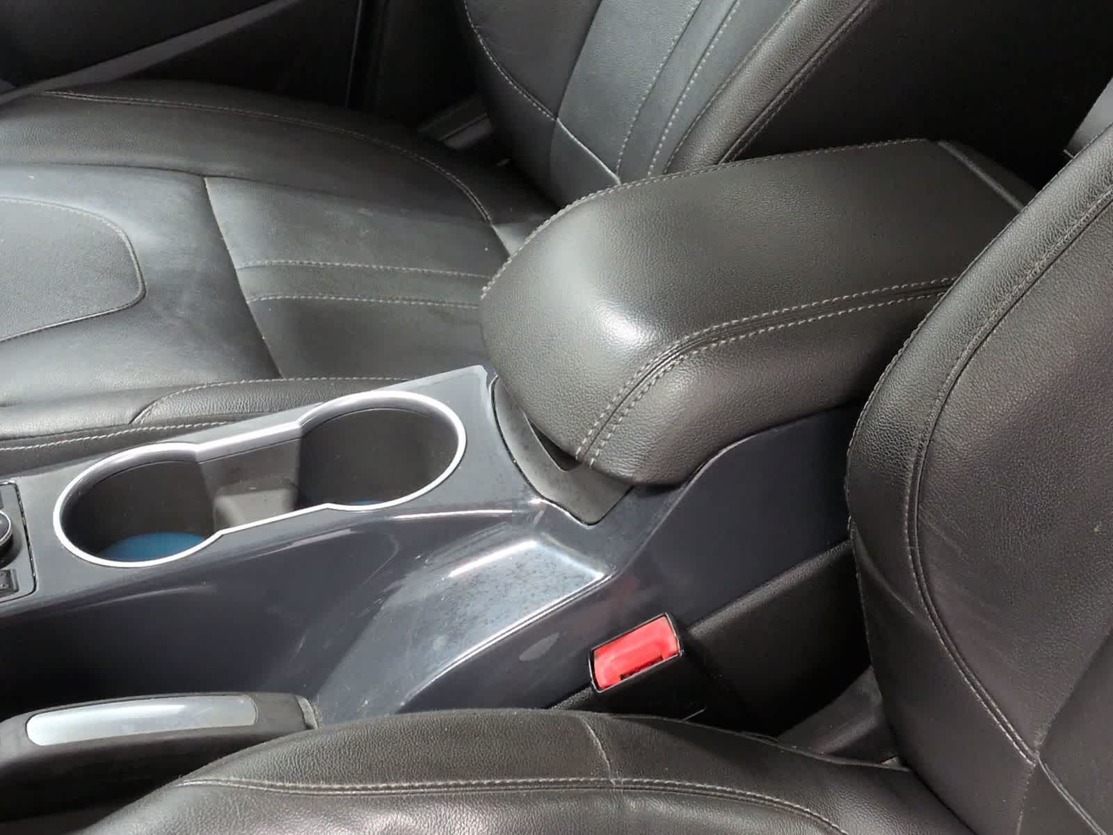 Thumbnail: 2013 Ford Escape - 28