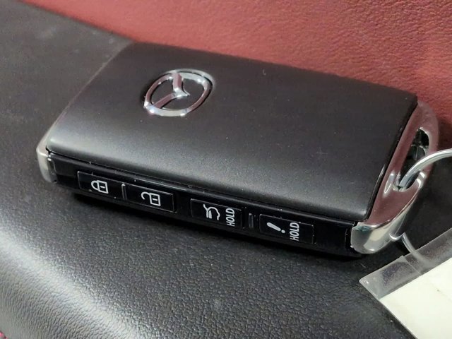 Thumbnail: 2026 Mazda CX-70 - 37