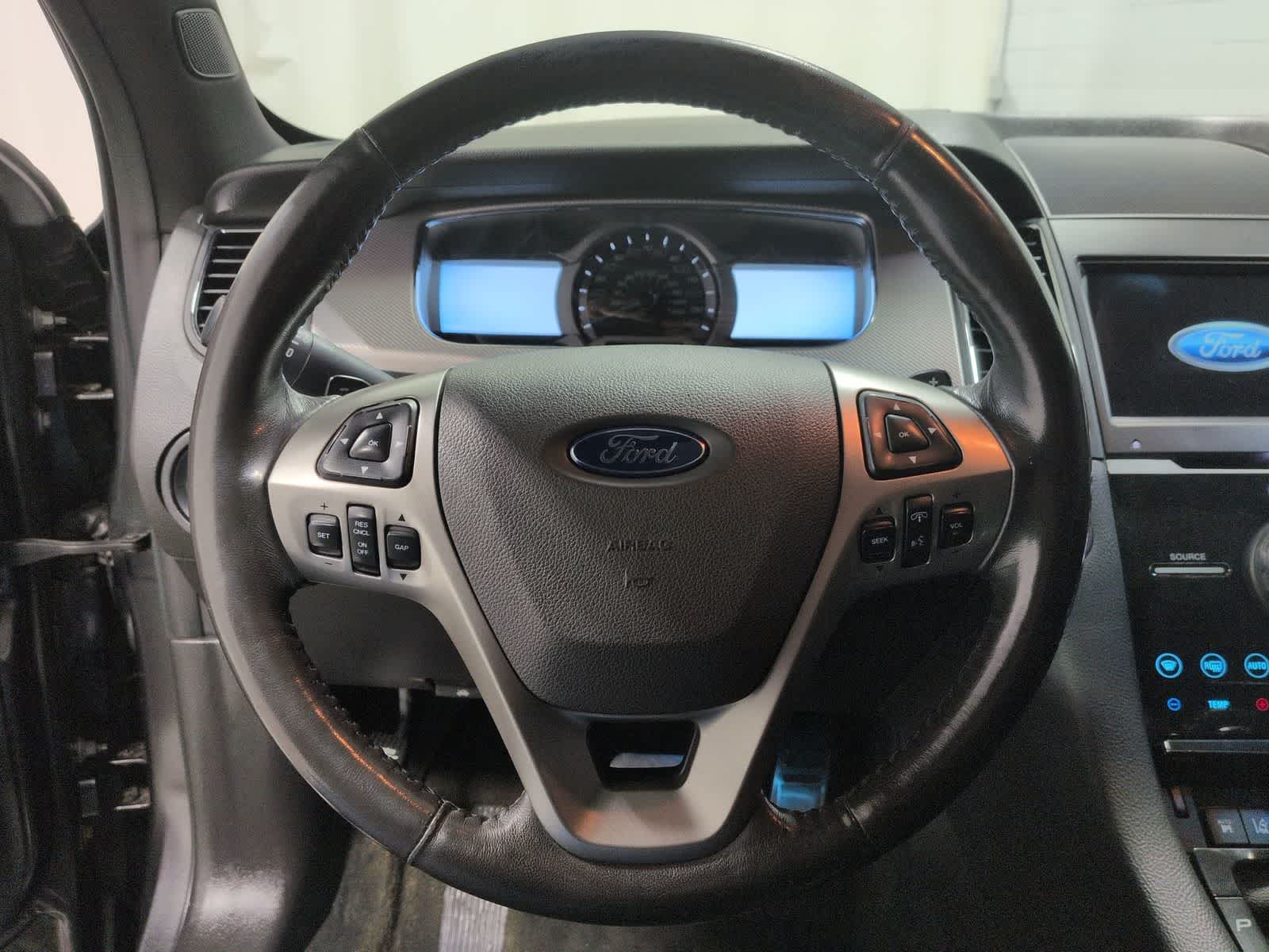 Thumbnail: 2017 Ford Taurus - 29