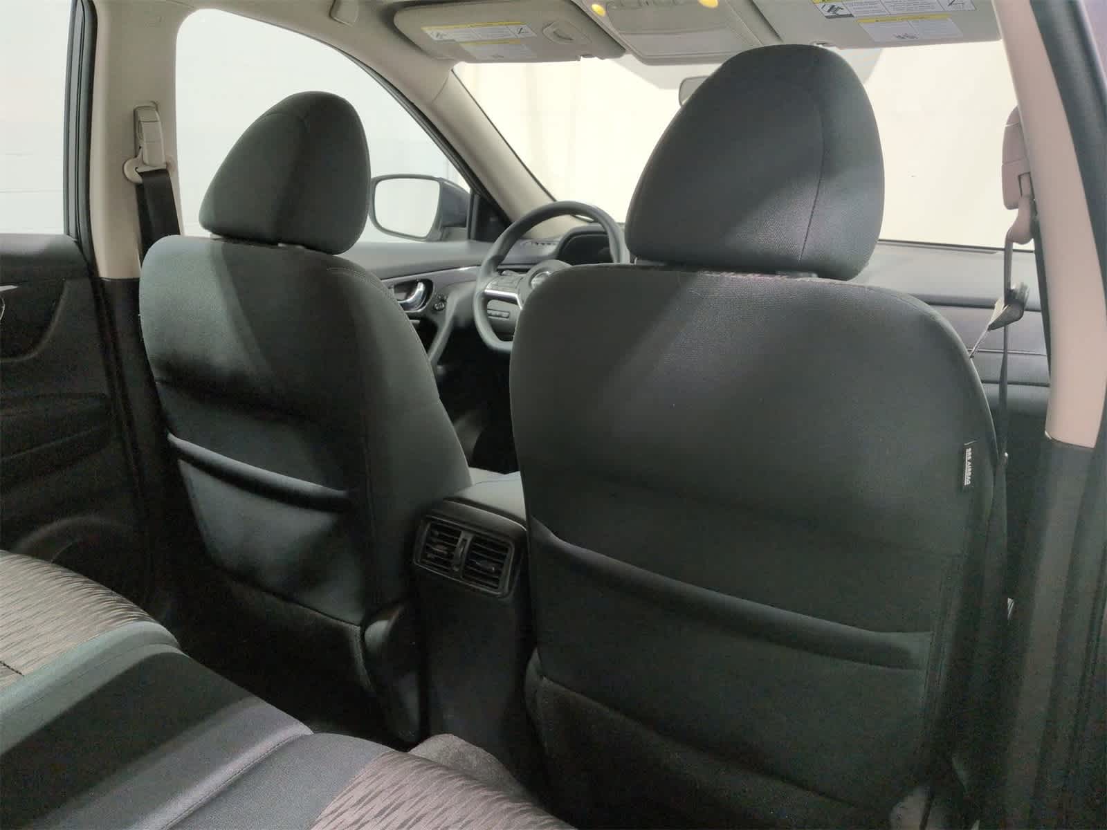 Thumbnail: 2018 Nissan Rogue - 18