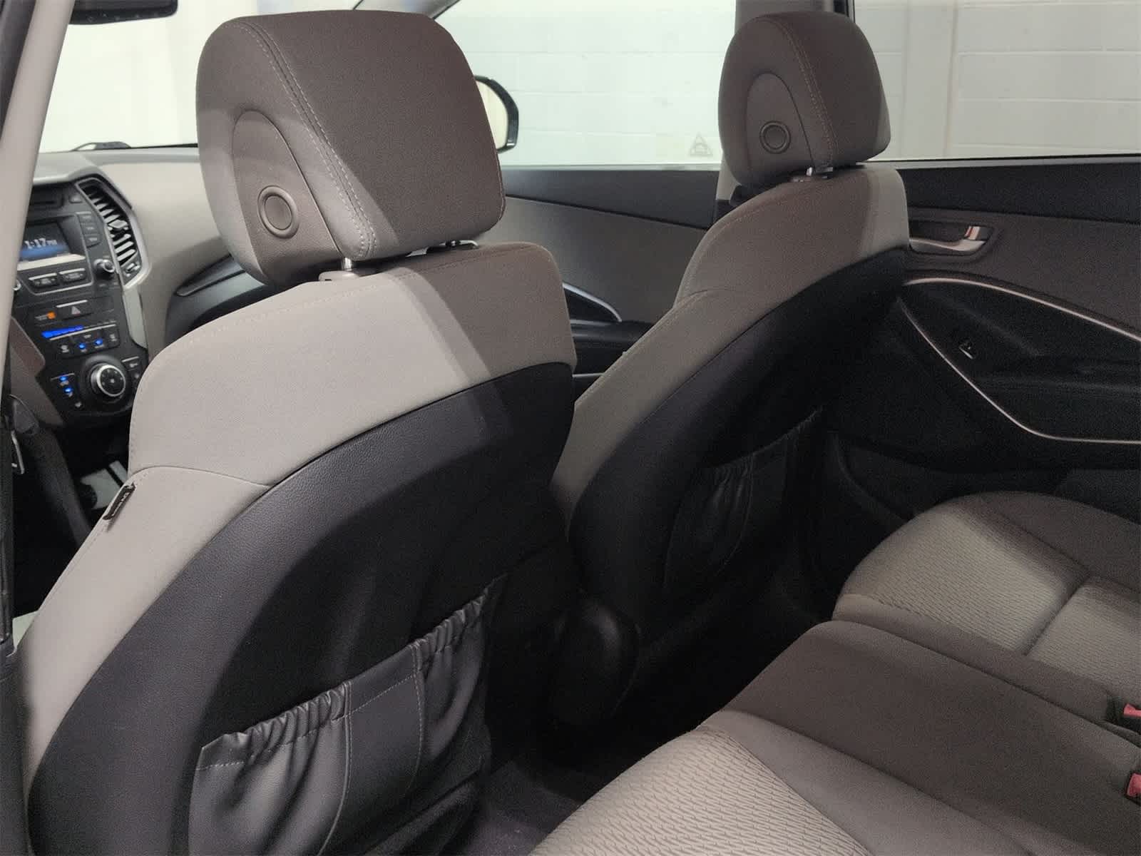 Thumbnail: 2015 Hyundai Santa Fe - 19