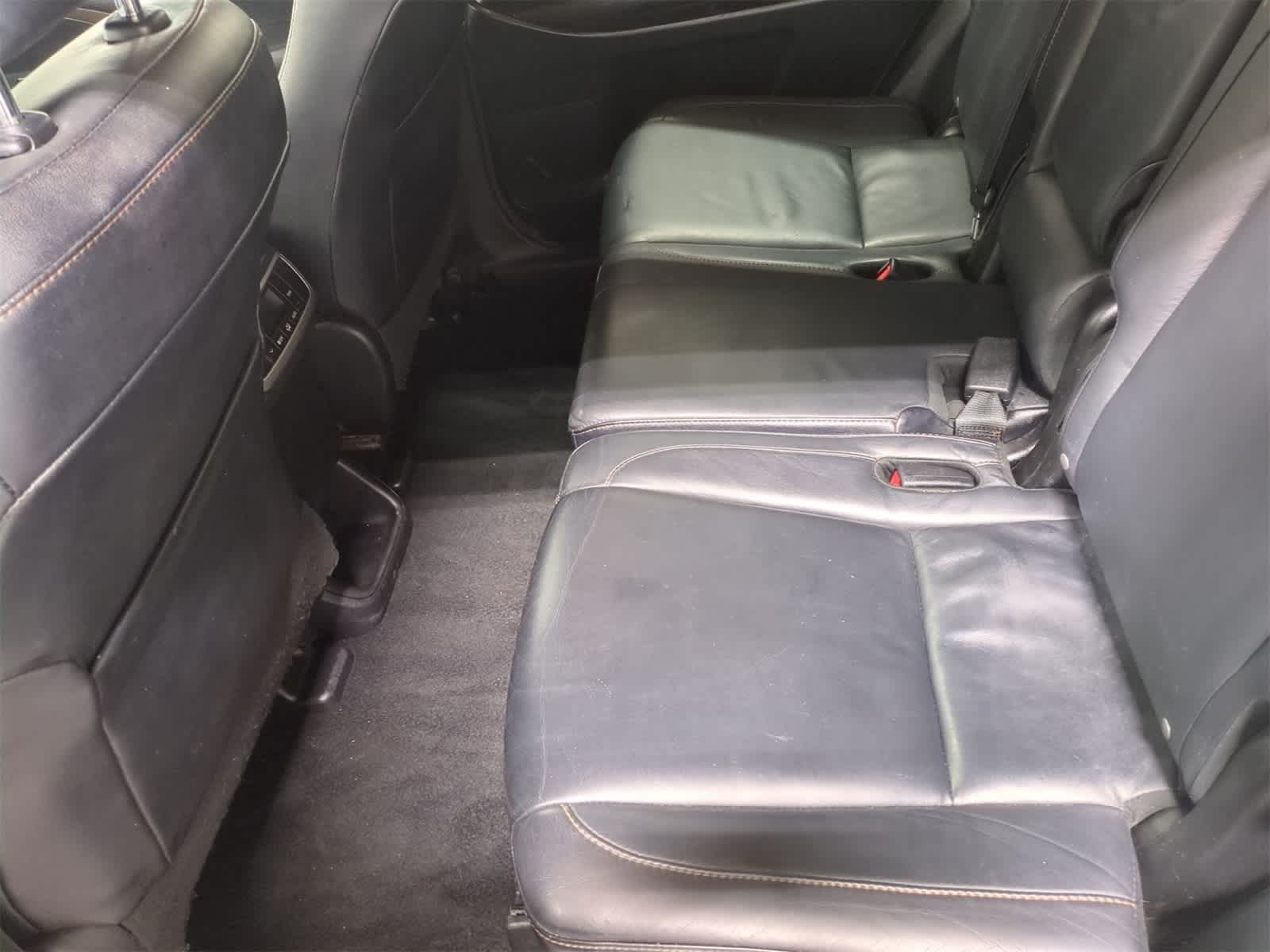 Thumbnail: 2016 Toyota Highlander - 21