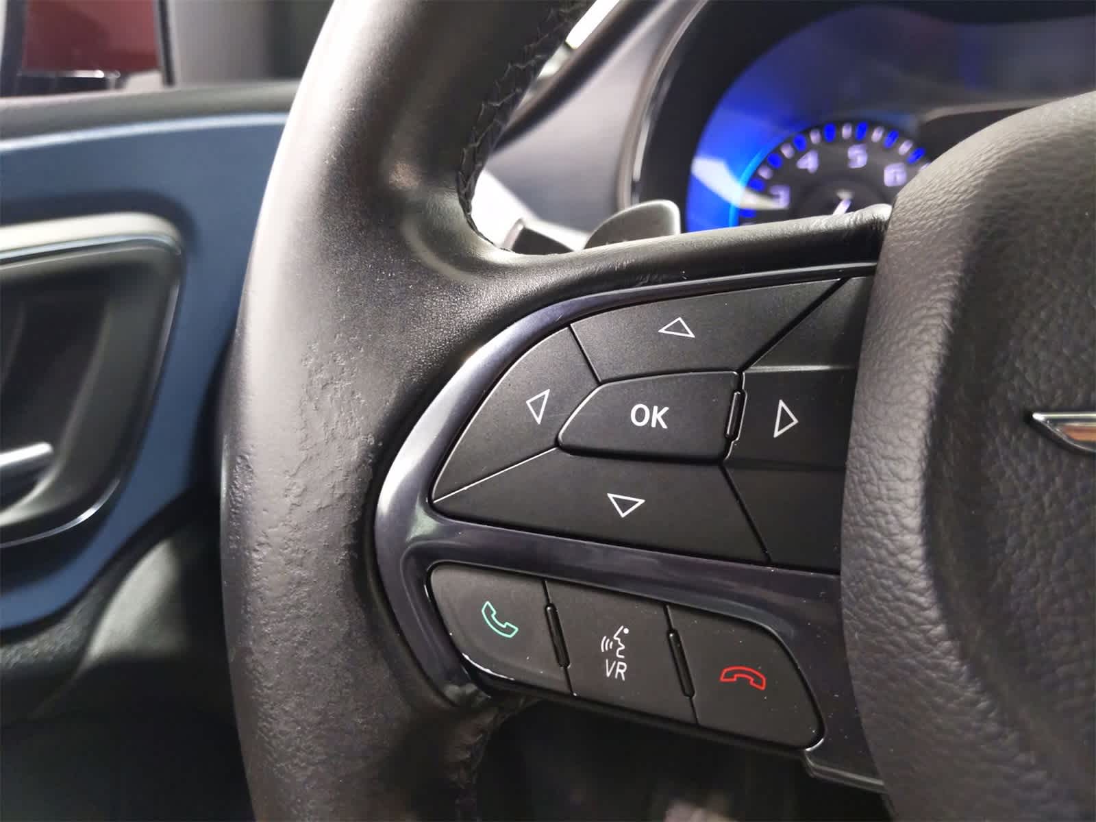 Thumbnail: 2015 Chrysler 200 - 25