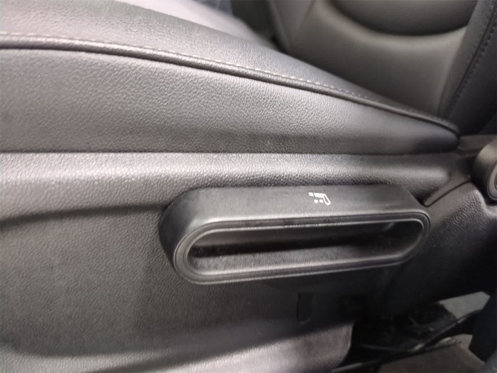 Thumbnail: 2023 MINI Cooper Countryman - 25