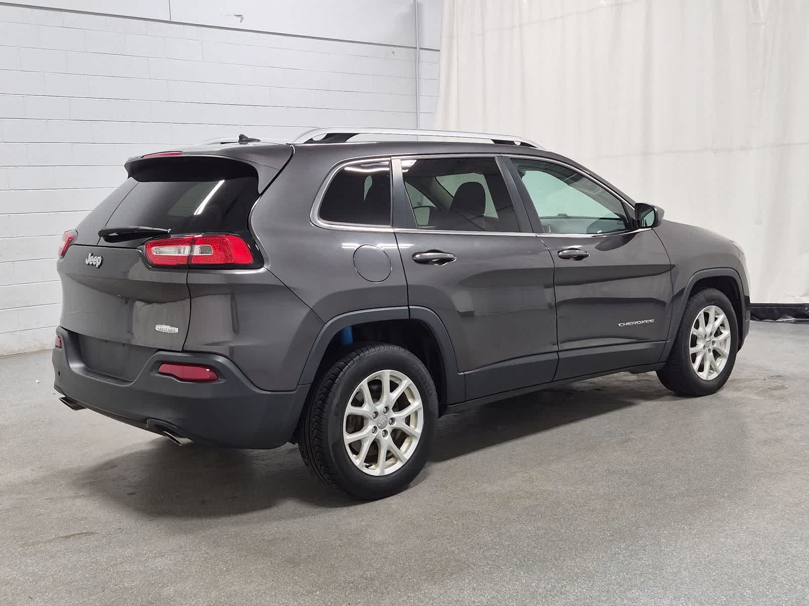 Thumbnail: 2014 Jeep Cherokee - 14