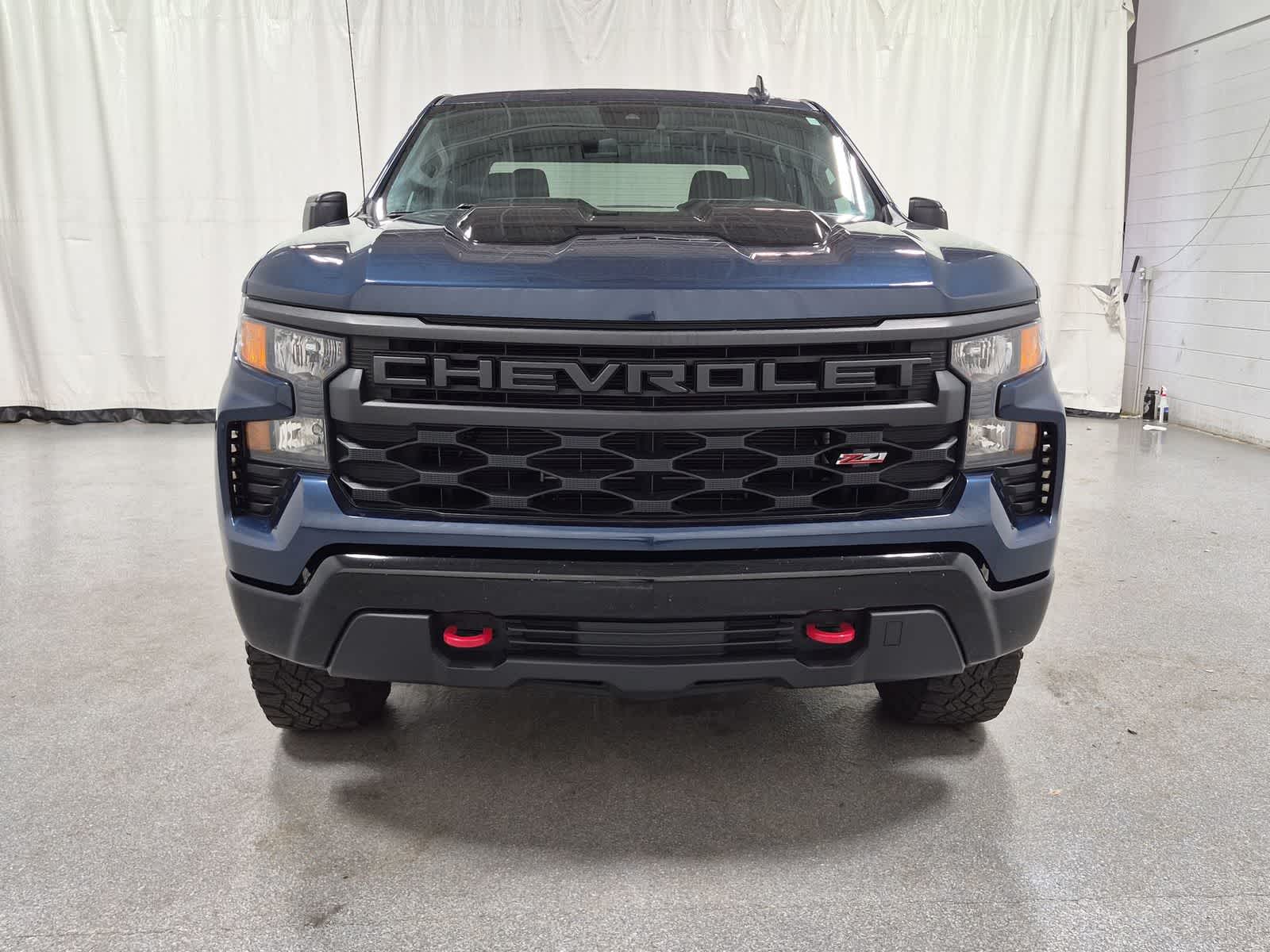 Thumbnail: 2022 Chevrolet Silverado 1500 - 17