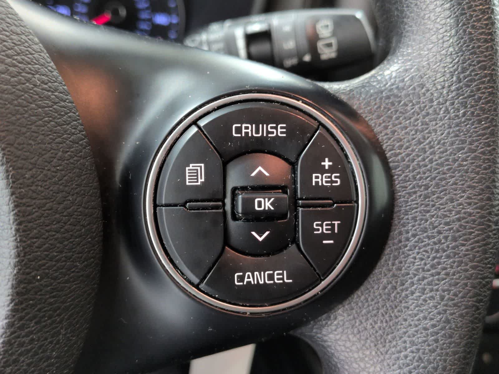 Thumbnail: 2020 Kia Soul - 25