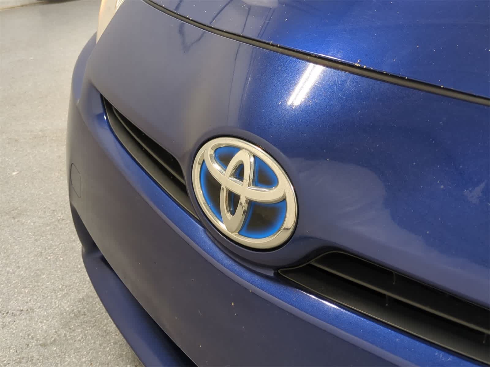 Thumbnail: 2010 Toyota Prius - 12