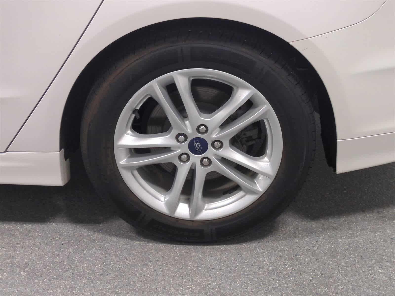 Thumbnail: 2018 Ford Fusion - 14