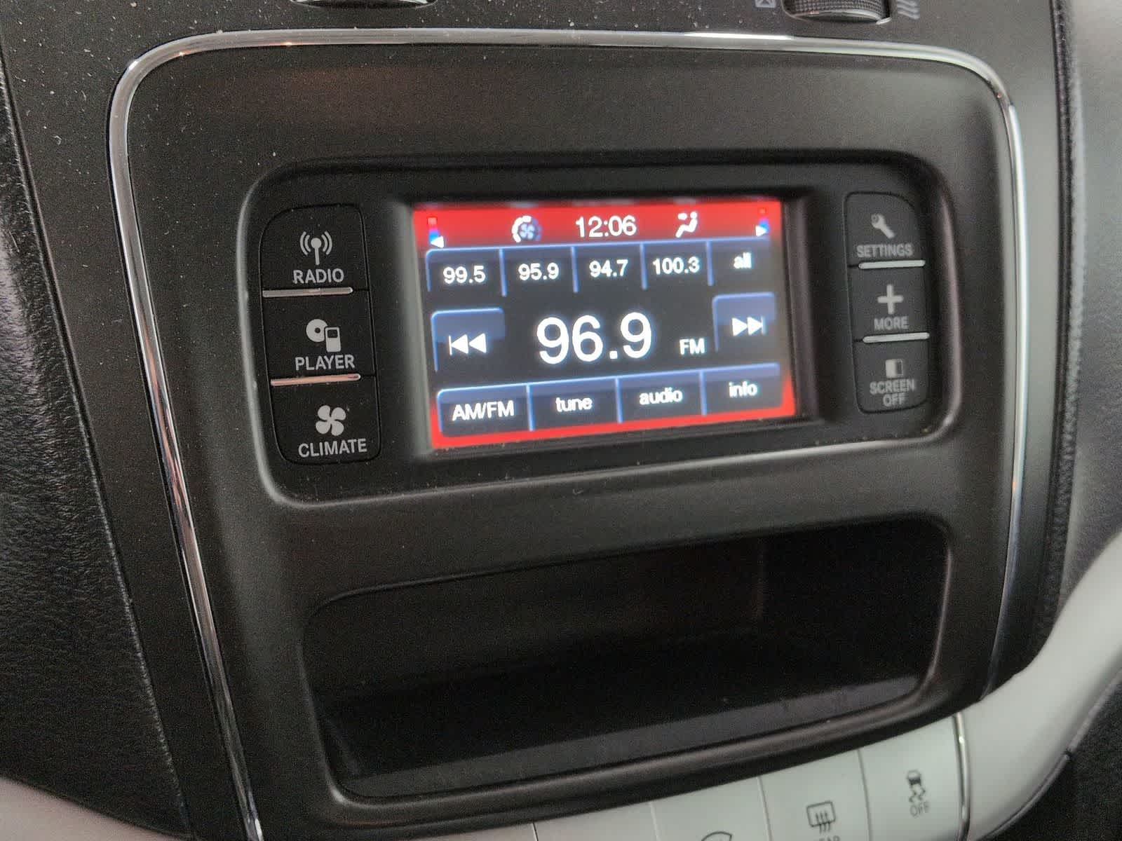 Thumbnail: 2015 Dodge Journey - 28