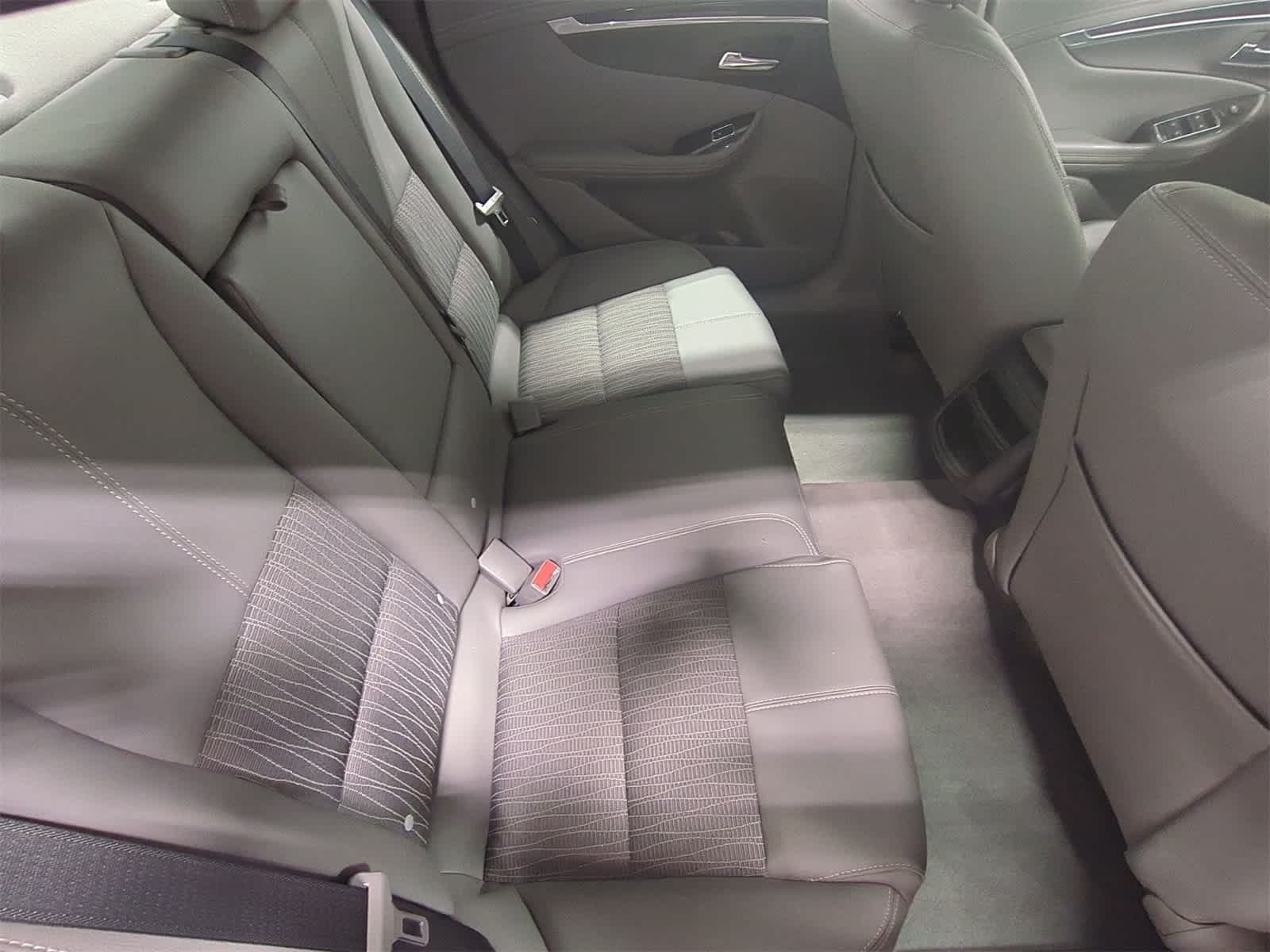 2019 Chevrolet Impala LS 21