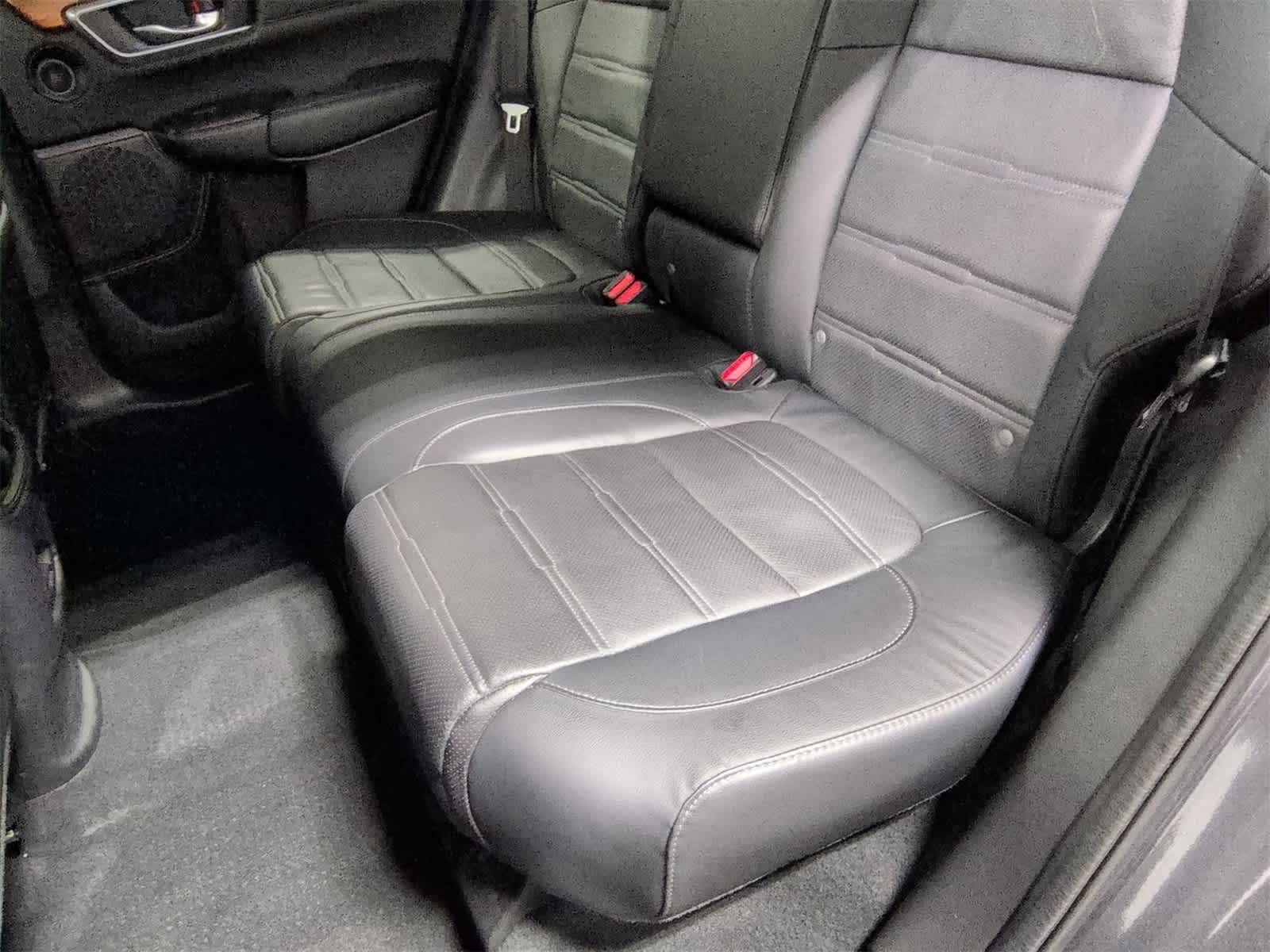 Thumbnail: 2019 Honda CR-V - 21