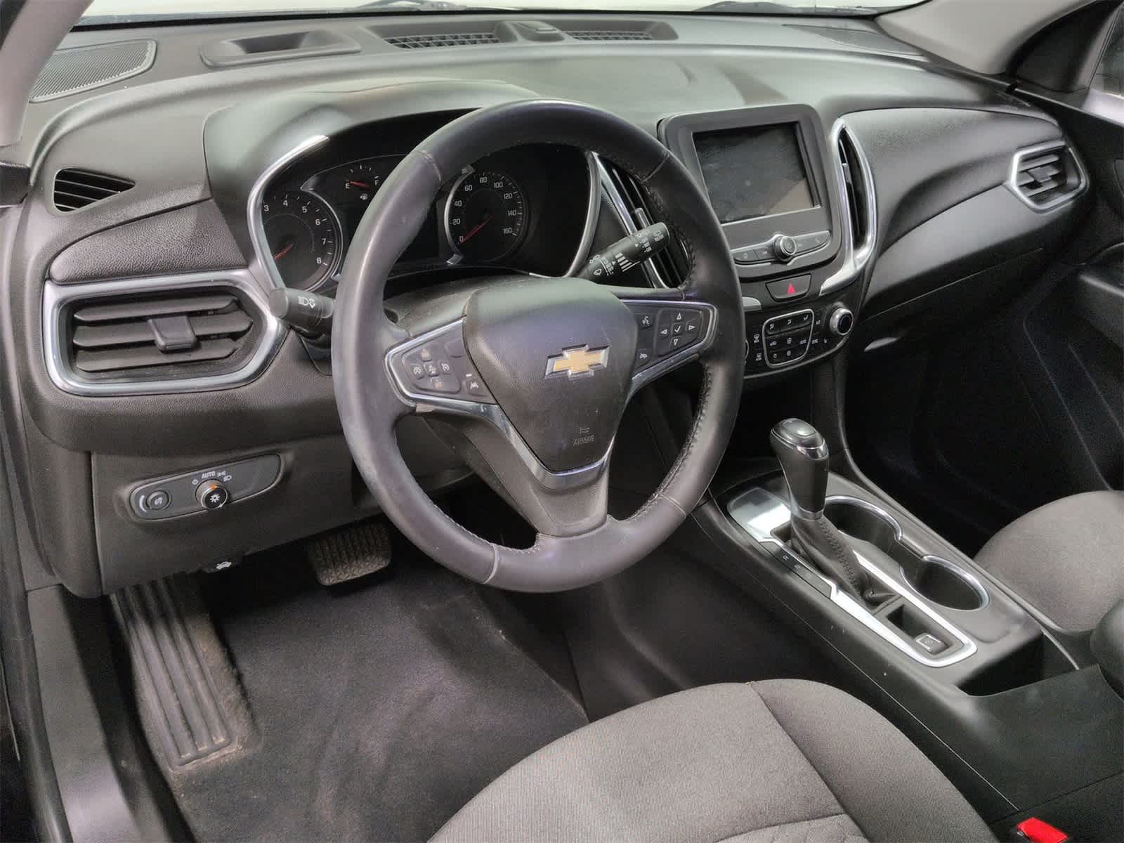 Thumbnail: 2019 Chevrolet Equinox - 10