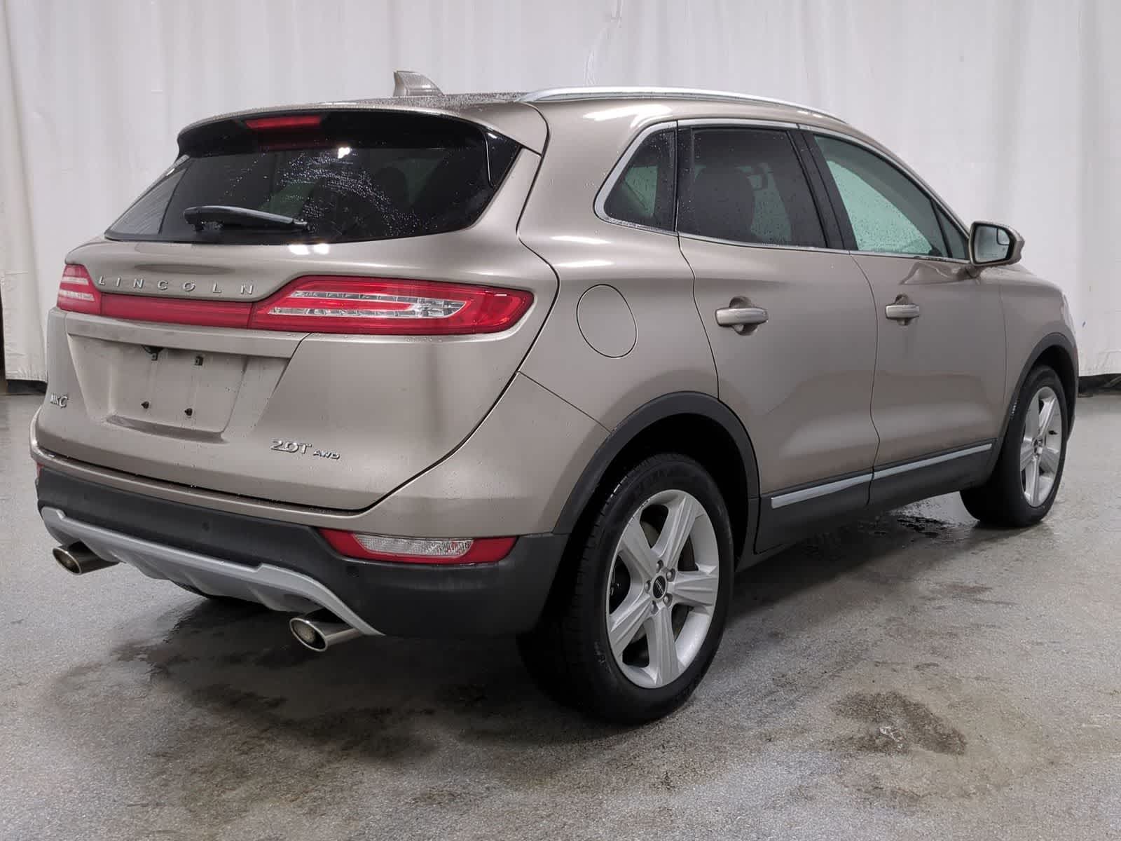 Thumbnail: 2018 Lincoln MKC - 14