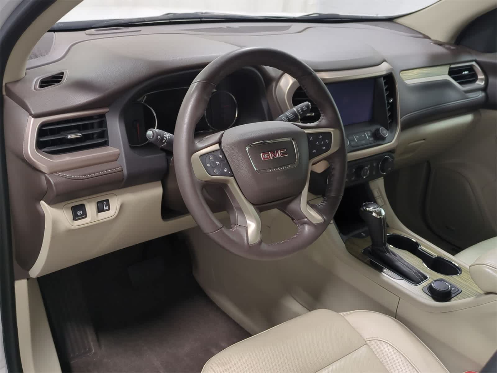 Thumbnail: 2017 GMC Acadia - 10
