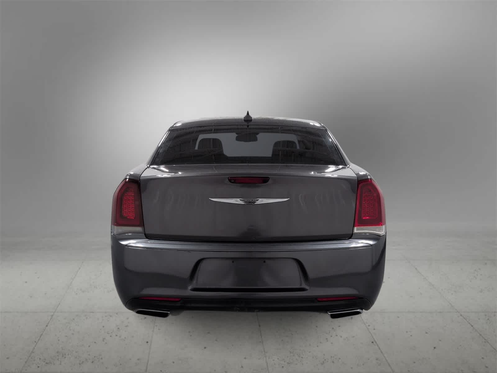 Thumbnail: 2022 Chrysler 300 - 7
