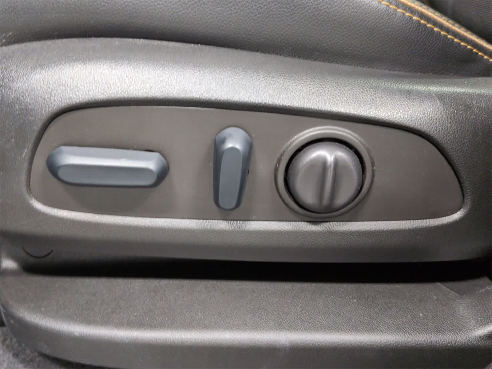 Thumbnail: 2022 GMC Terrain - 18