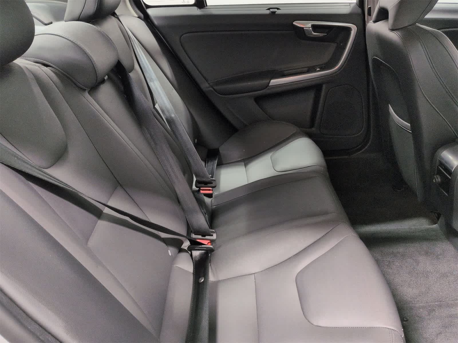 Thumbnail: 2017 Volvo S60 - 22