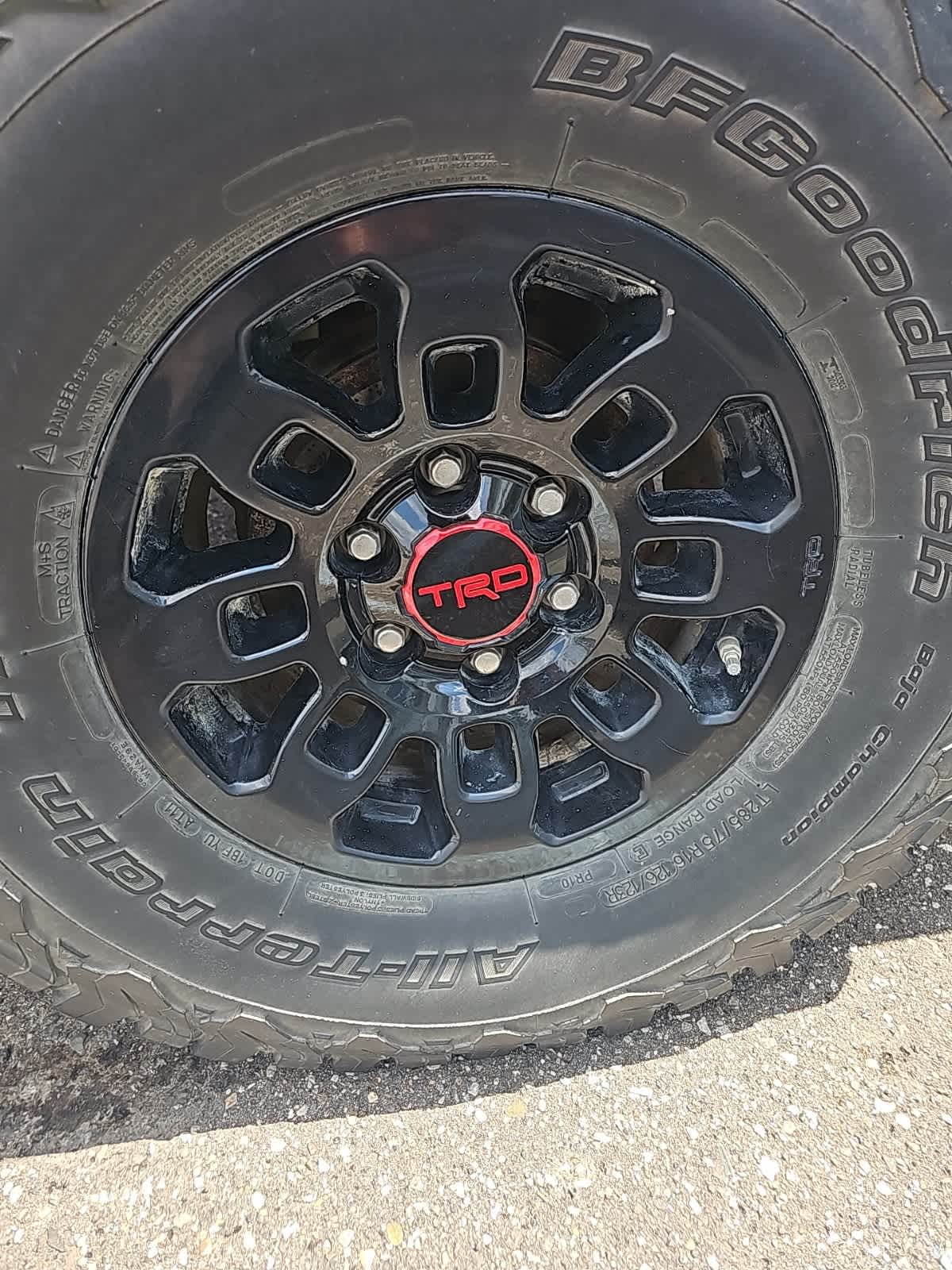 Thumbnail: 2018 Toyota Tacoma - 6