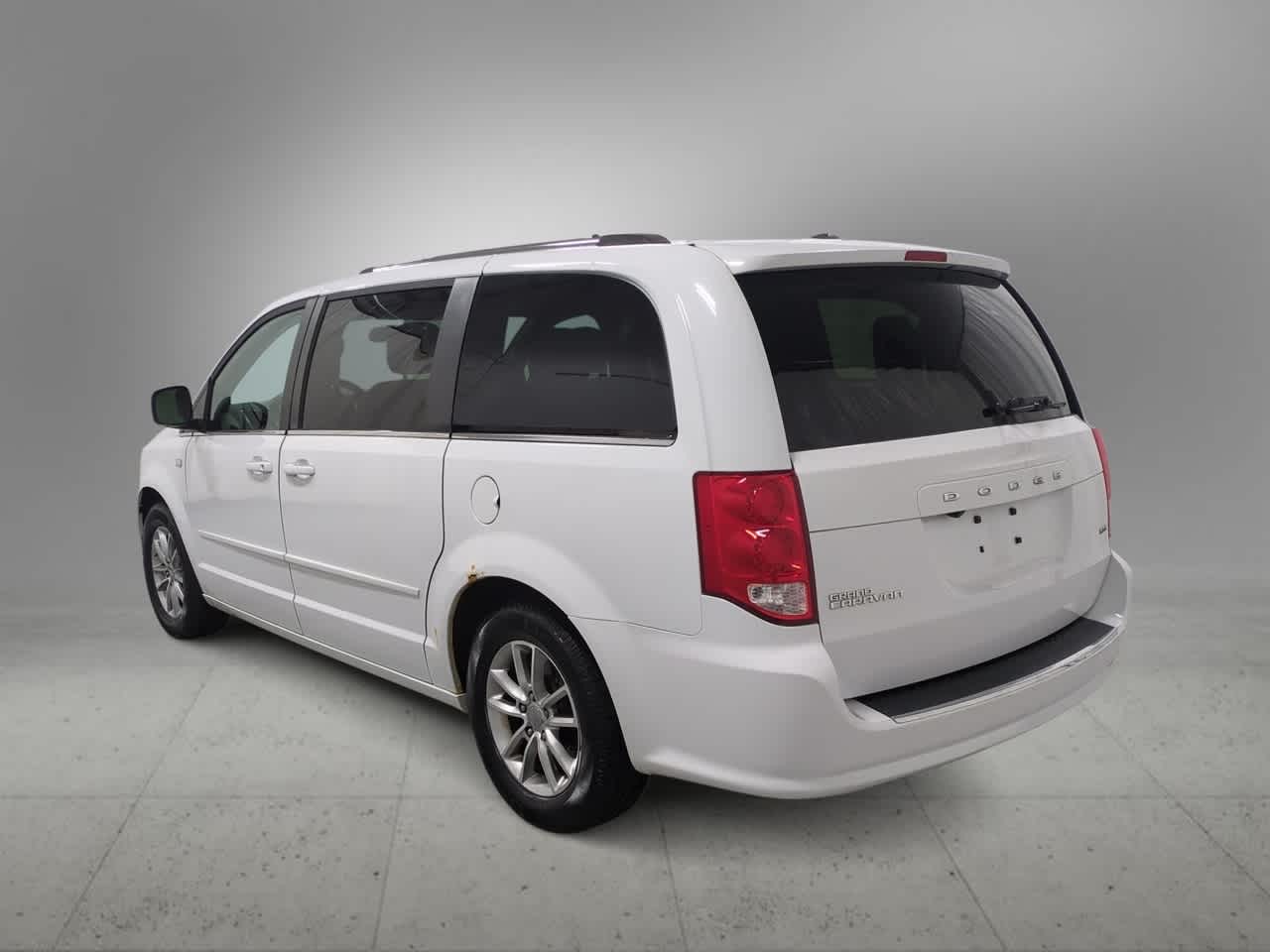 Thumbnail: 2014 Dodge Grand Caravan - 6