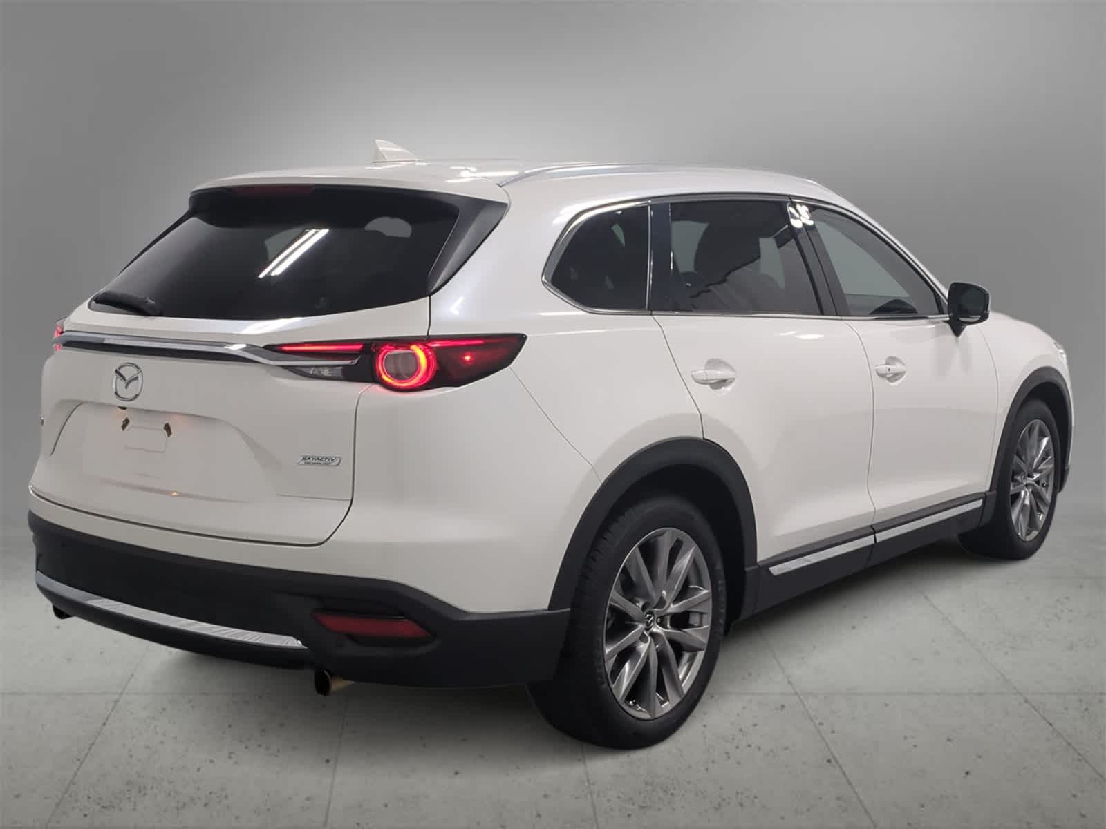 Thumbnail: 2018 Mazda CX-9 - 8