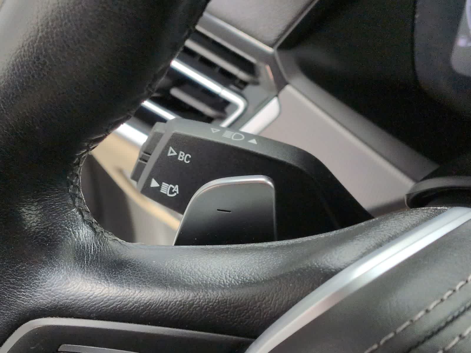 Thumbnail: 2022 BMW X6 - 28