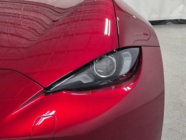 Thumbnail: 2026 Mazda MX-5 Miata - 12