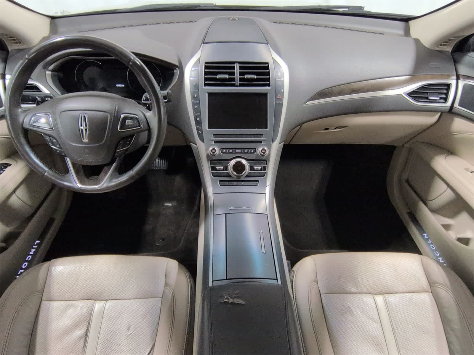 Thumbnail: 2017 Lincoln MKZ - 16